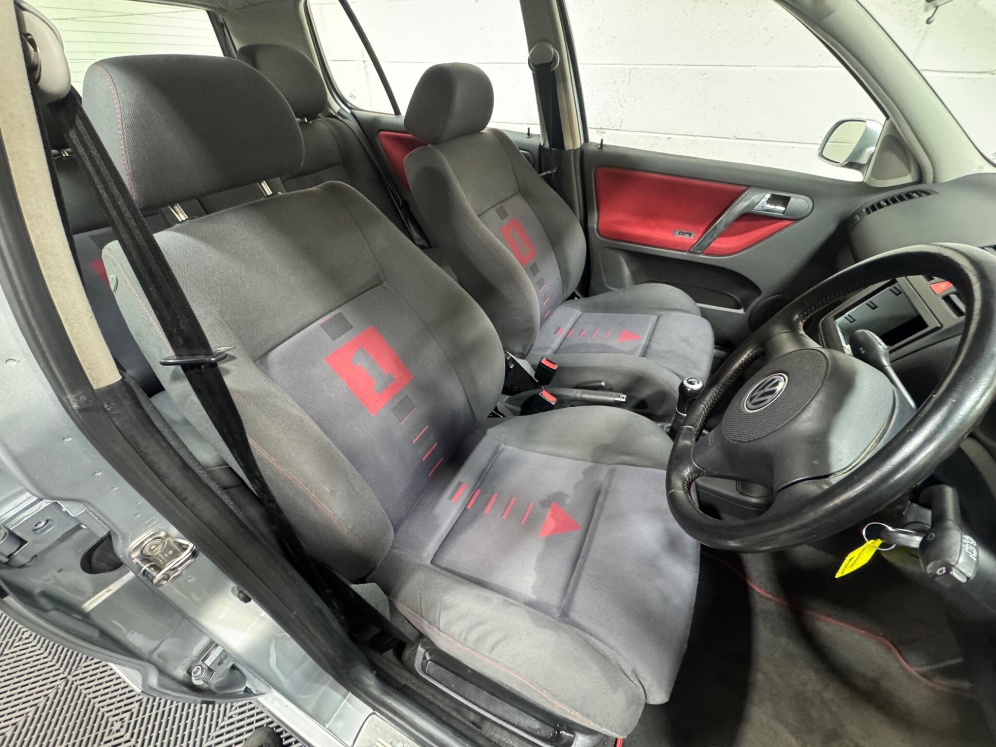 Volkswagen Polo - Image 7