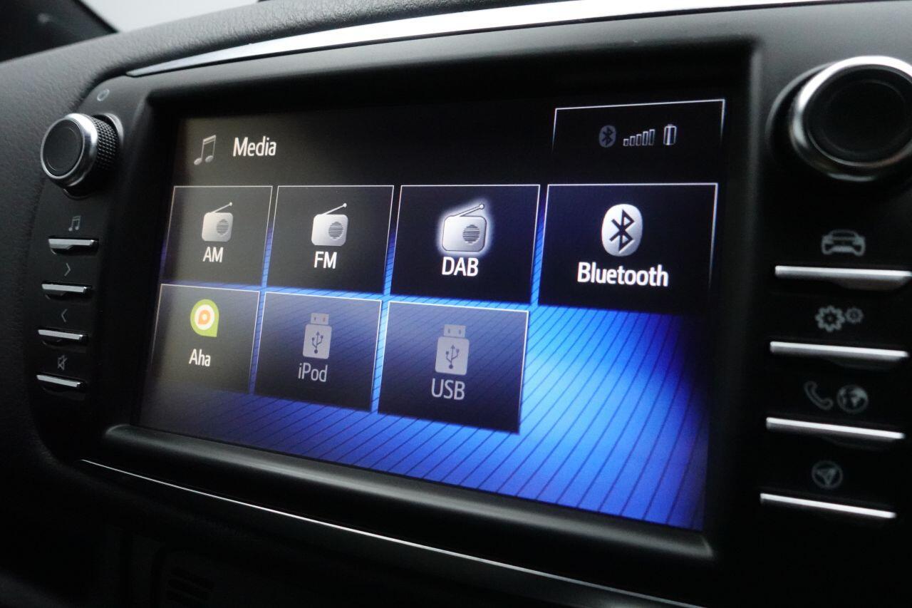 Toyota Yaris - Image 20