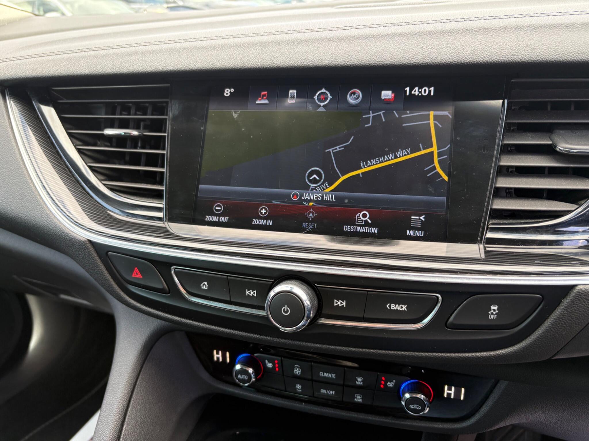 Vauxhall Insignia - Image 23