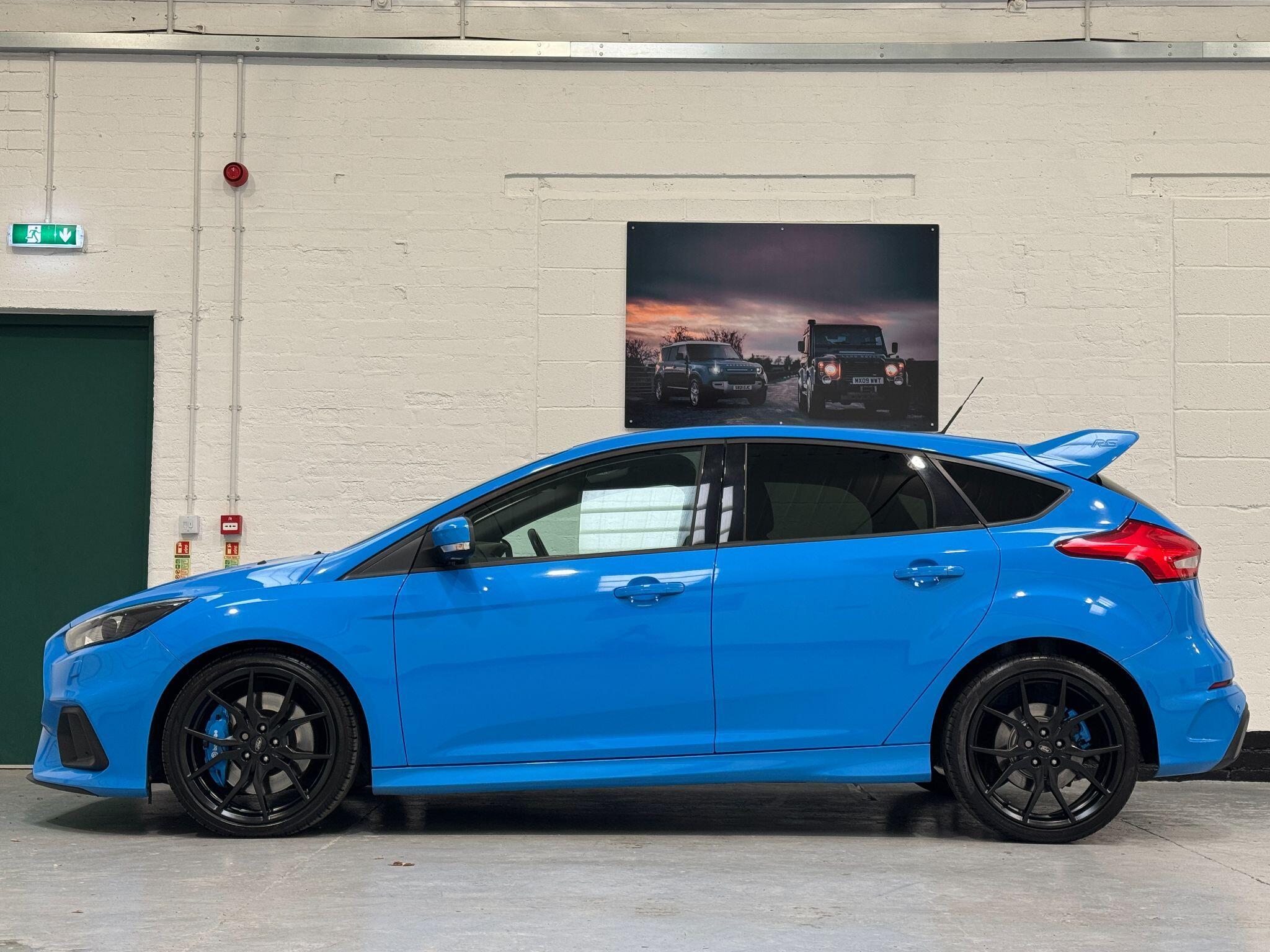 Ford Focus - Image 10