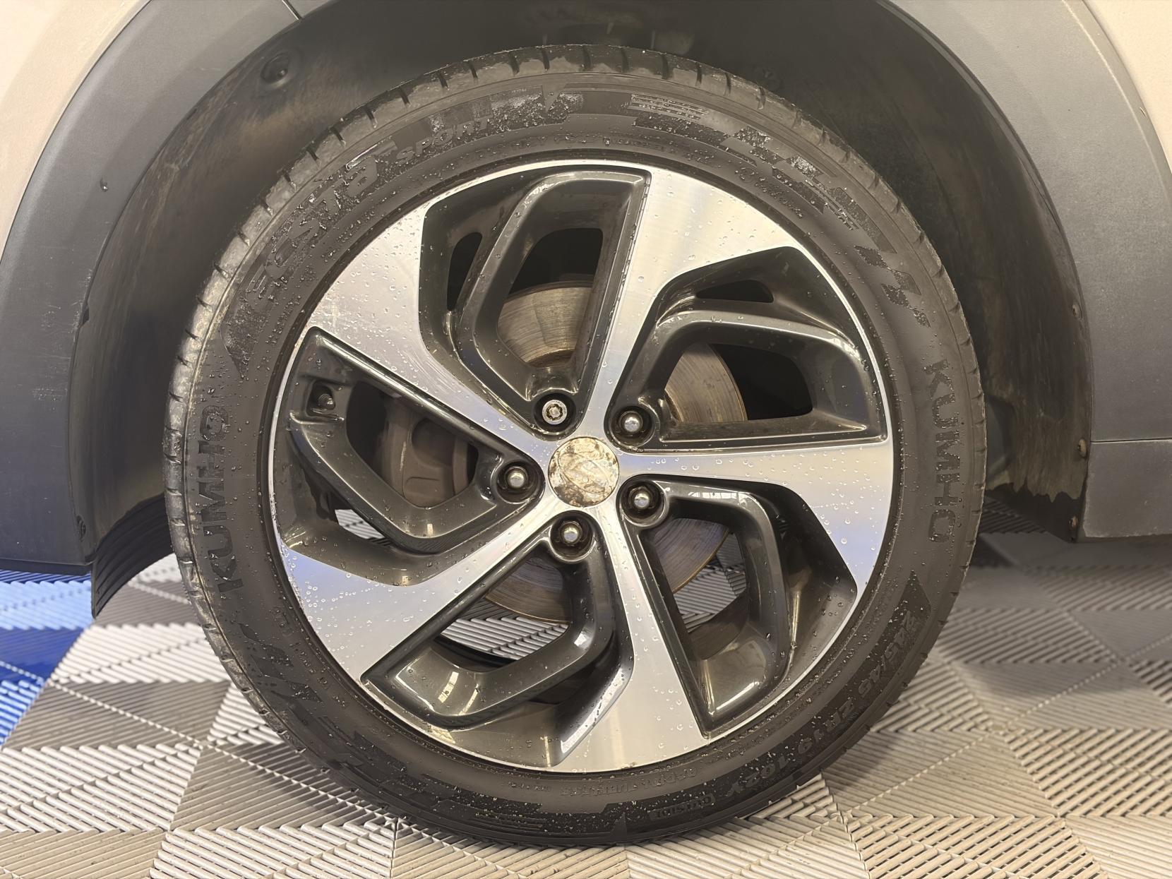 Hyundai Tucson - Image 17