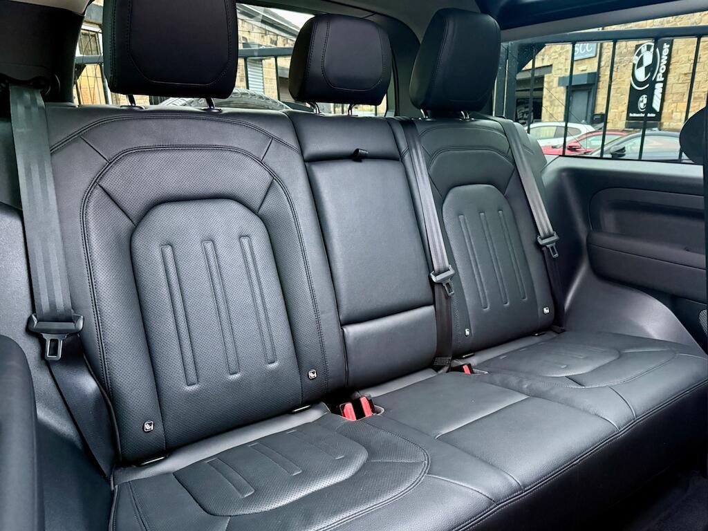 Land Rover Defender 90 - Image 19