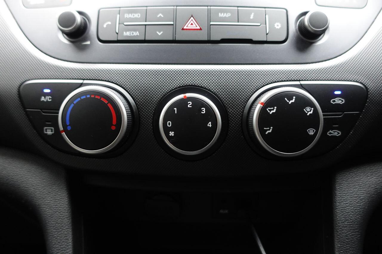 Hyundai i10 - Image 21