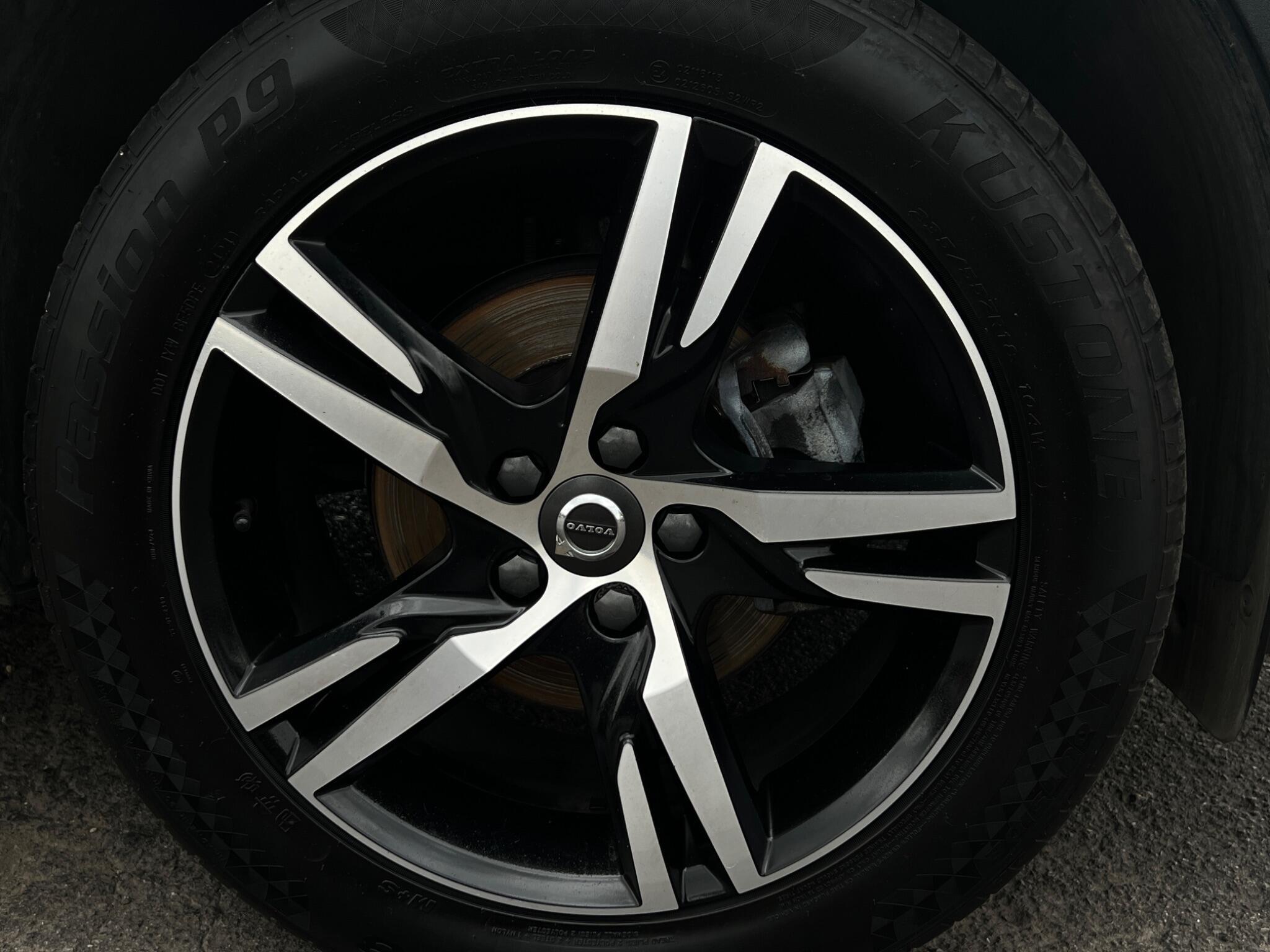 Volvo XC40 - Image 10