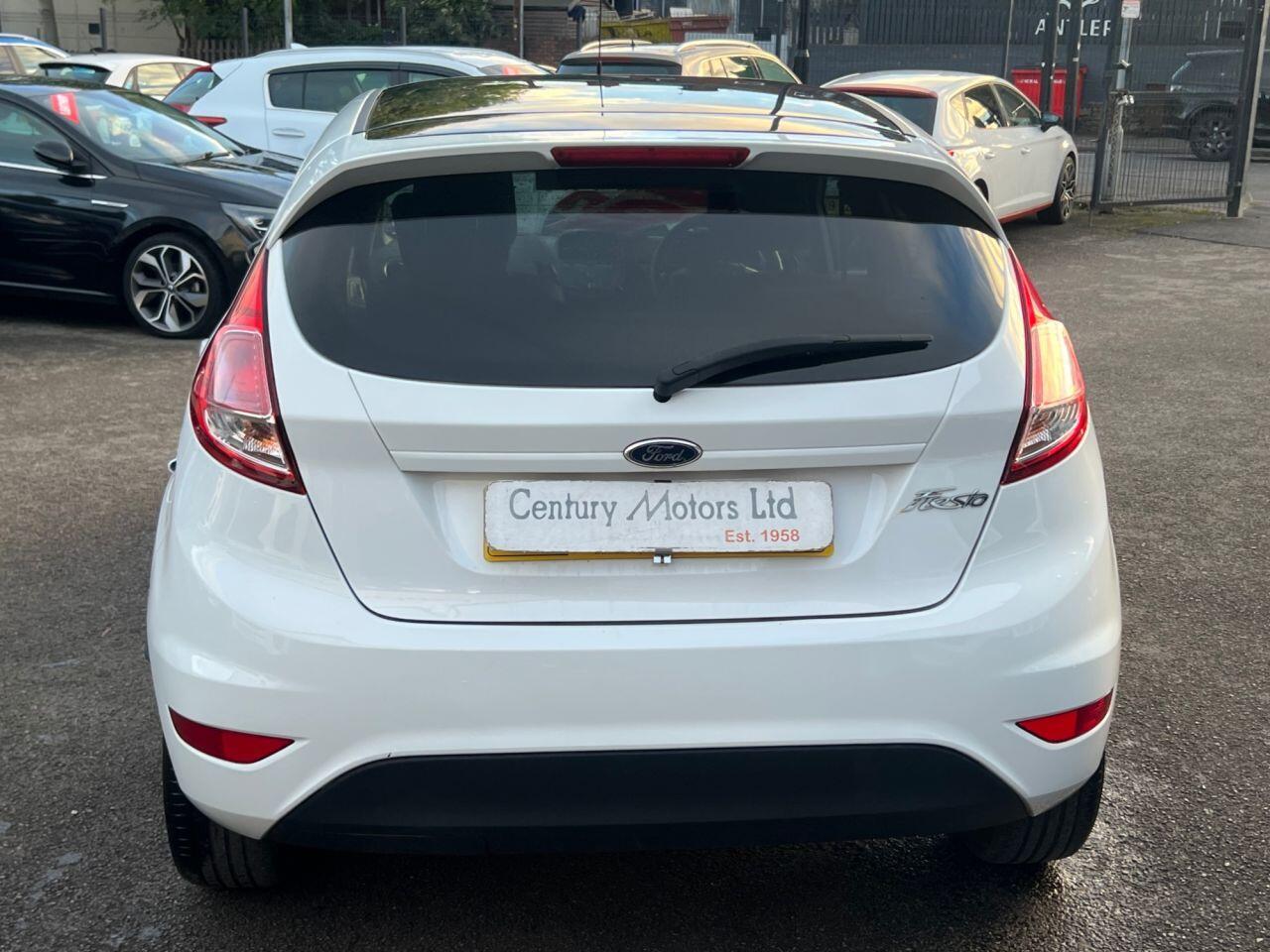Ford Fiesta - Image 13