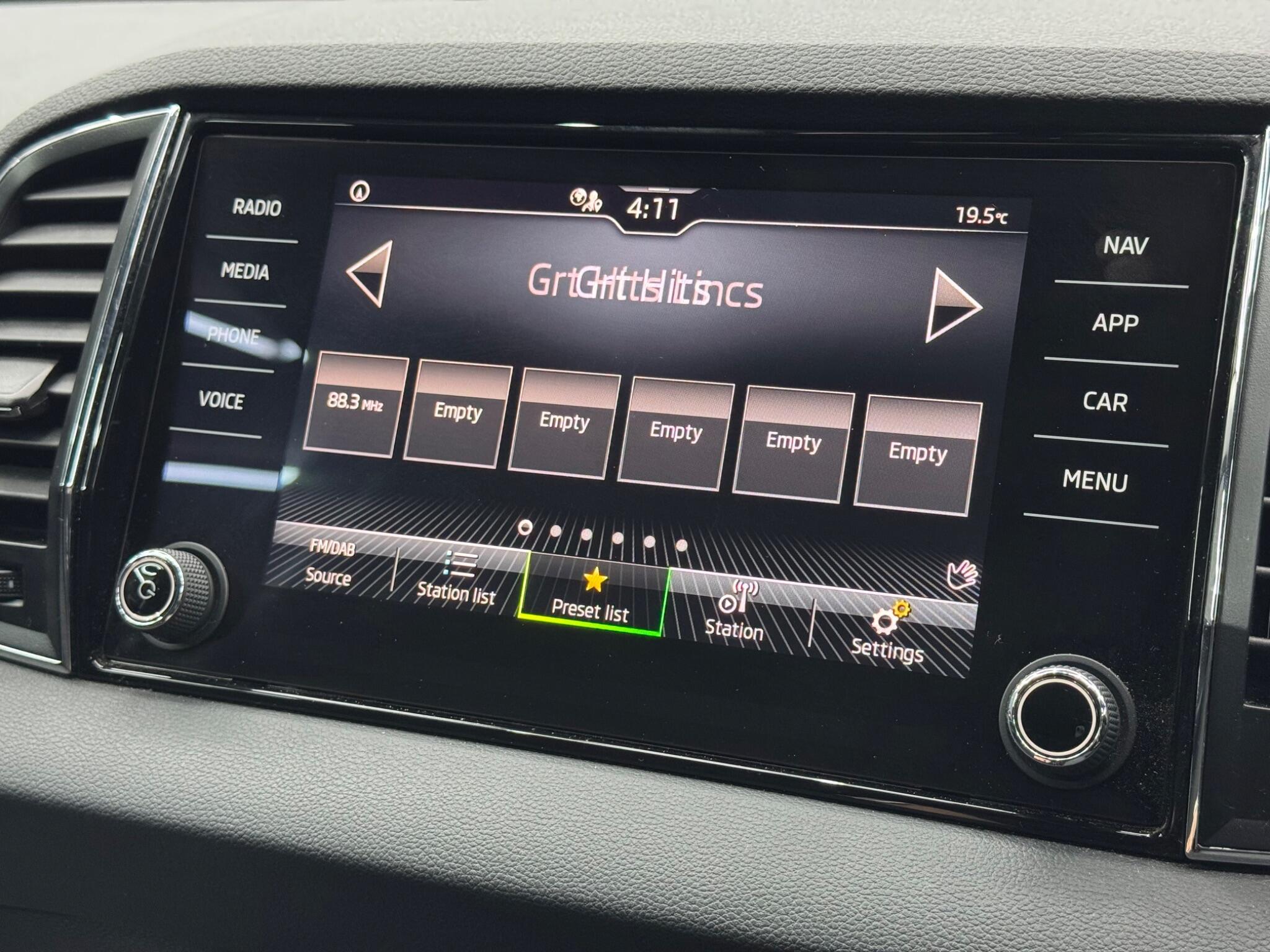 Skoda Karoq - Image 32