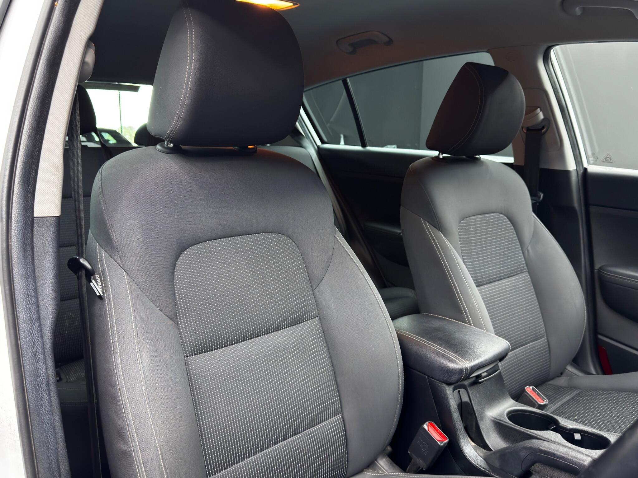 Kia Sportage - Image 12