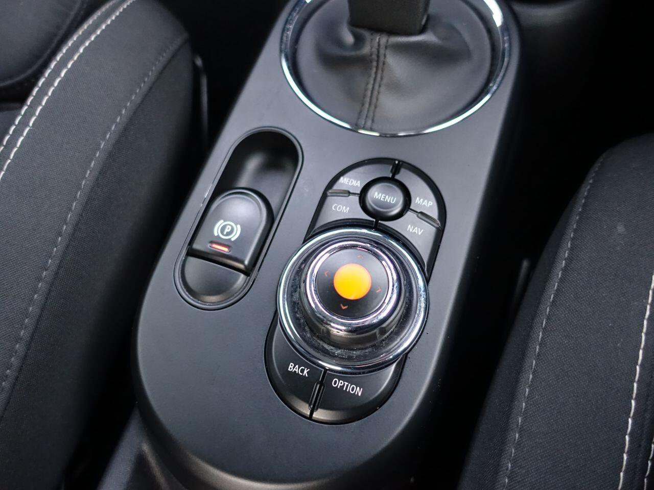 MINI Electric Hatch - Image 35