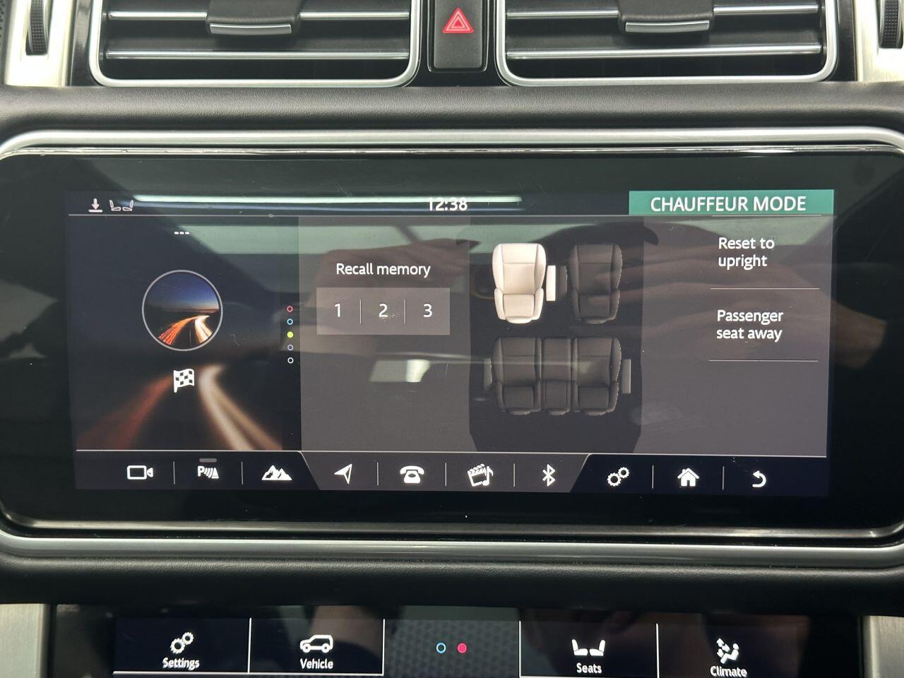 Land Rover Range Rover - Image 30