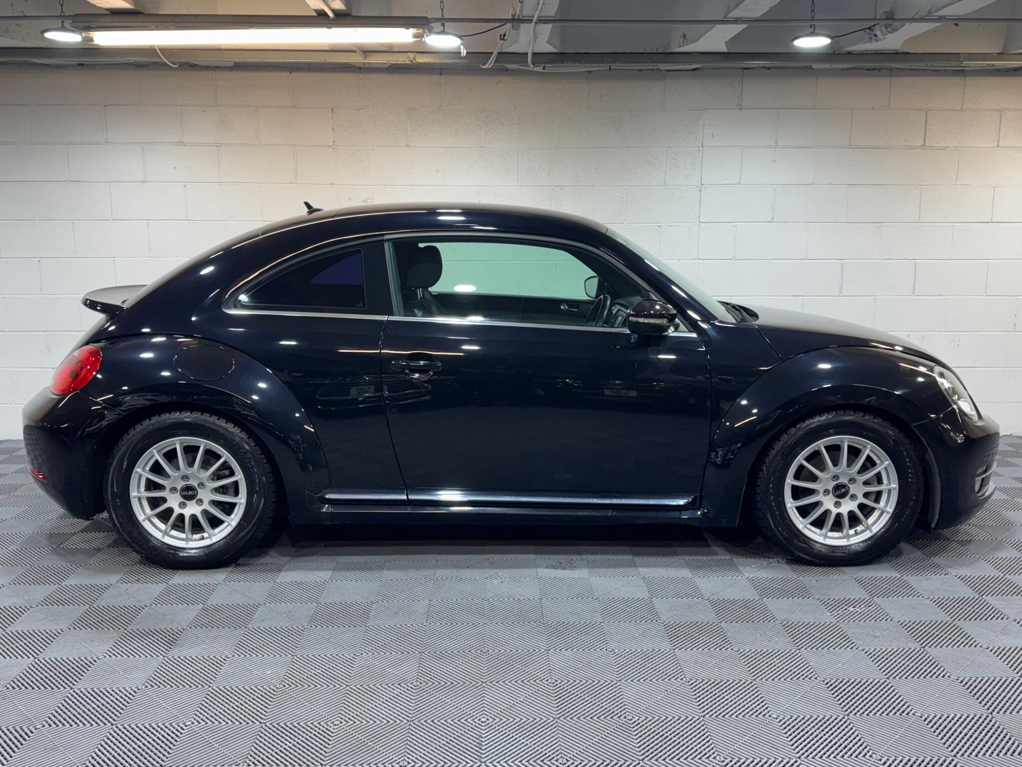 Volkswagen Beetle - Image 5