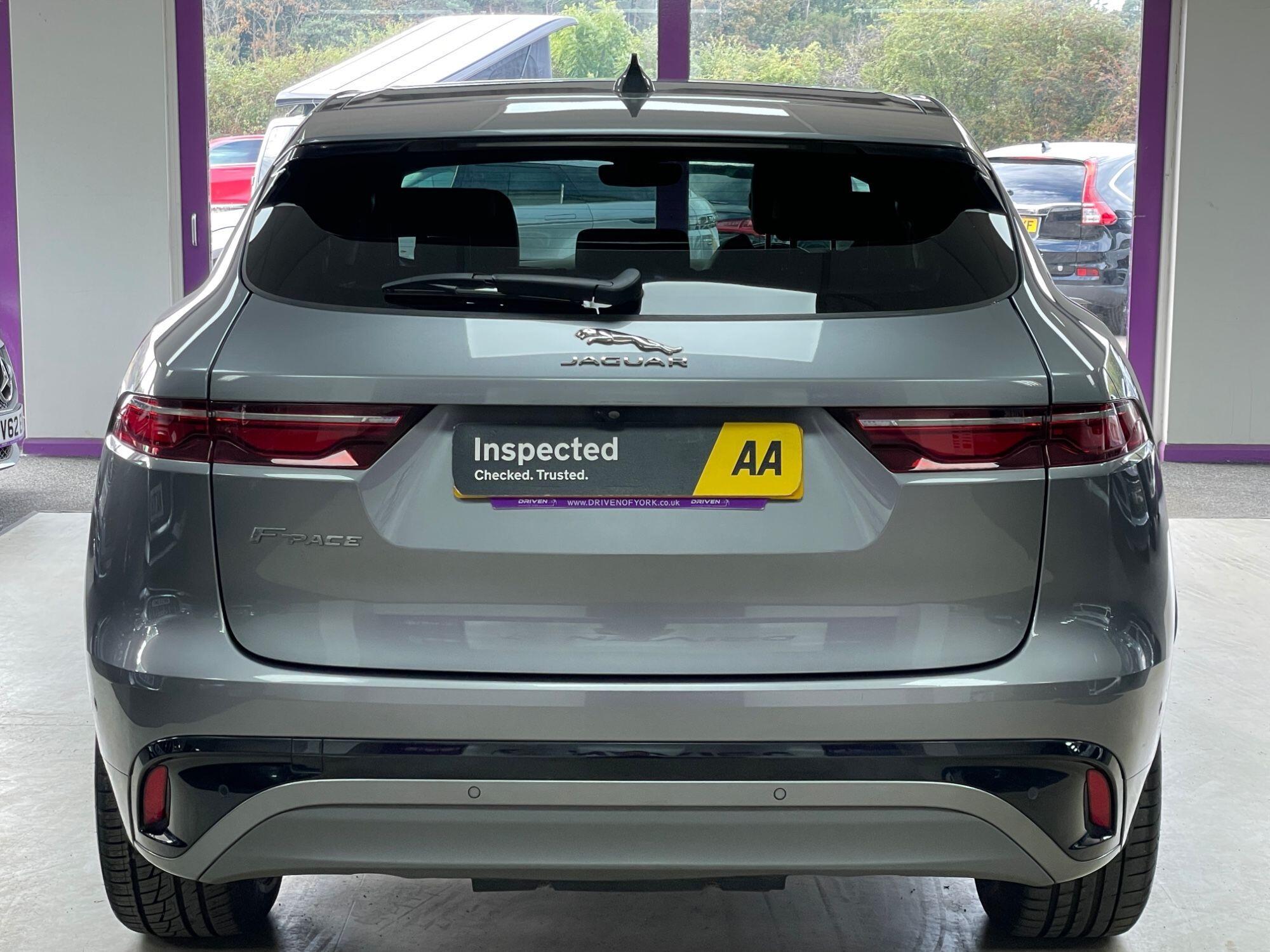 Jaguar F-Pace - Image 9