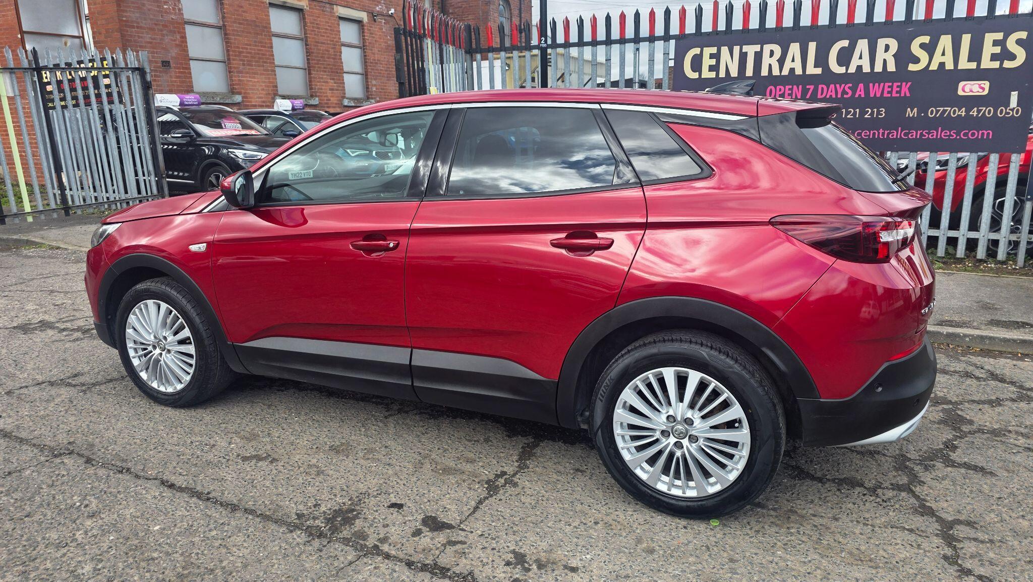 Vauxhall Grandland X - Image 14