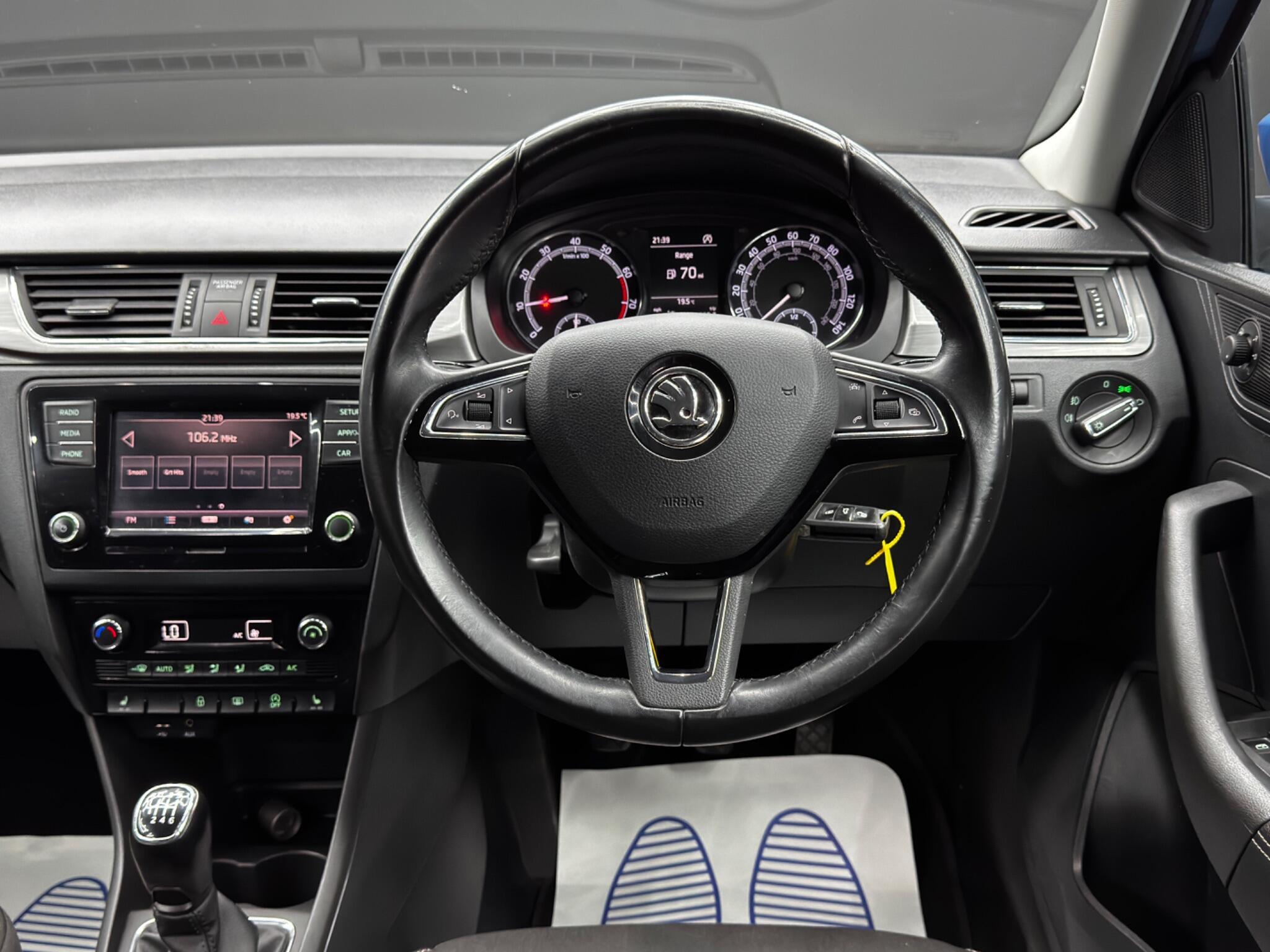 Skoda Rapid - Image 18