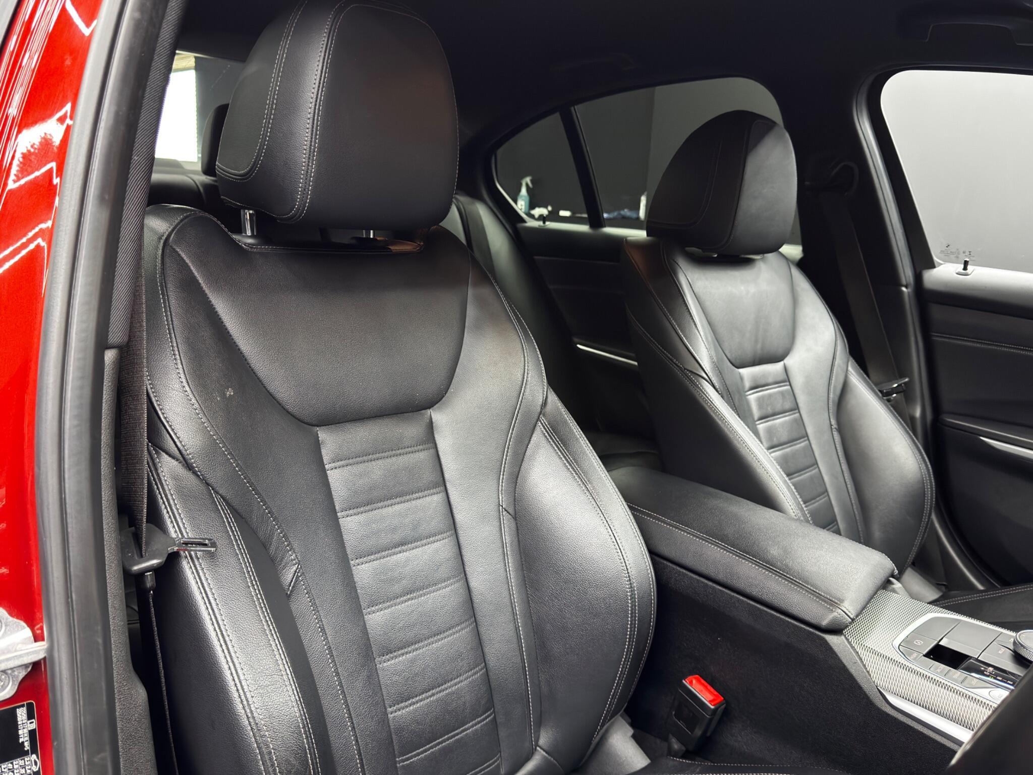 BMW 3 Series - Image 12