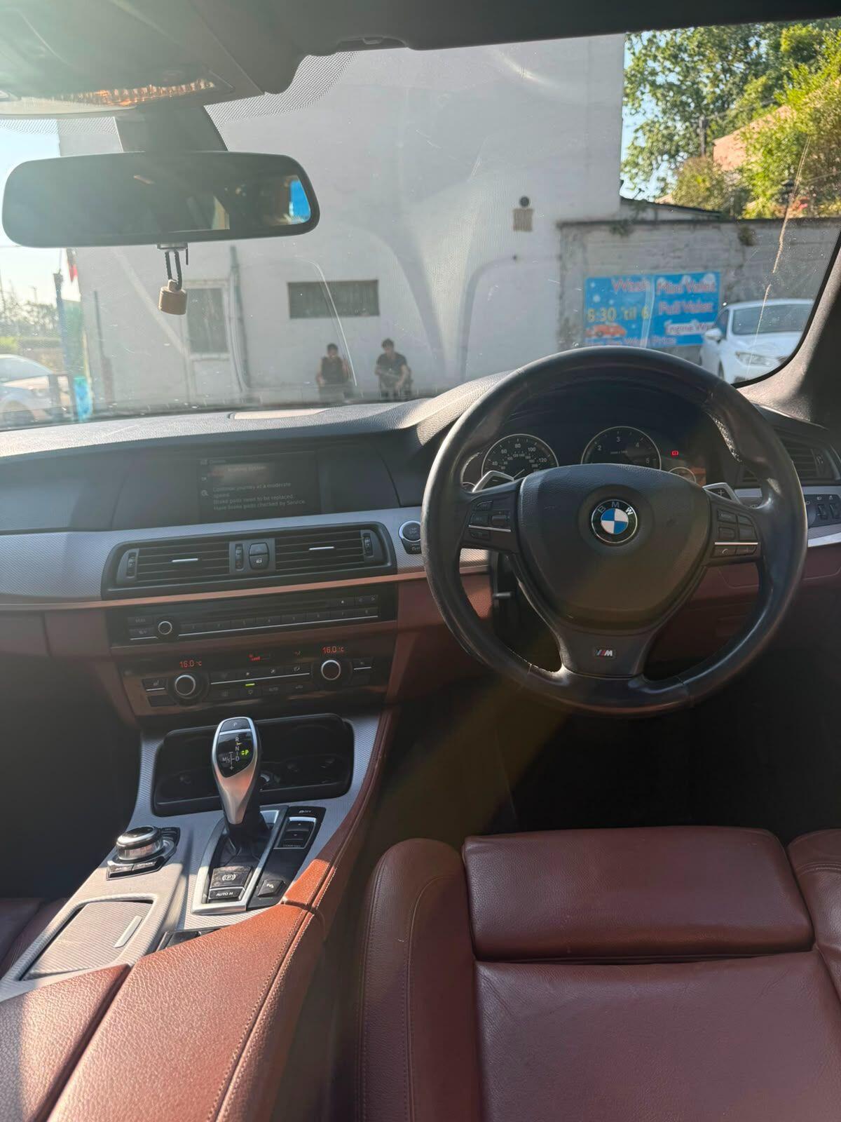 BMW 5 Series - Image 8