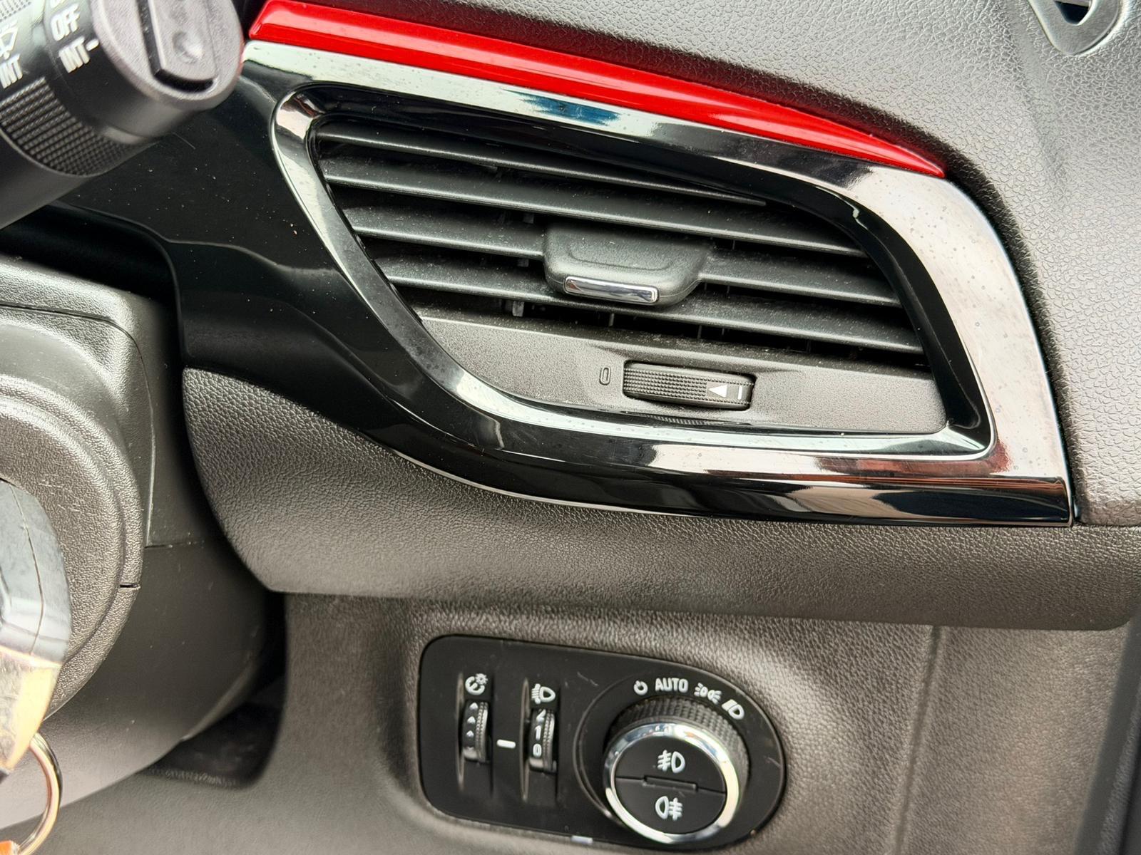 Vauxhall Corsa - Image 18