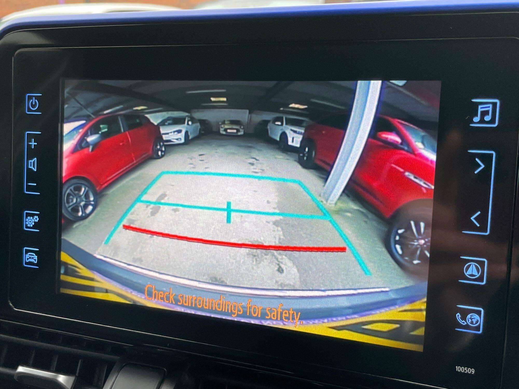 Toyota C-Hr - Image 43