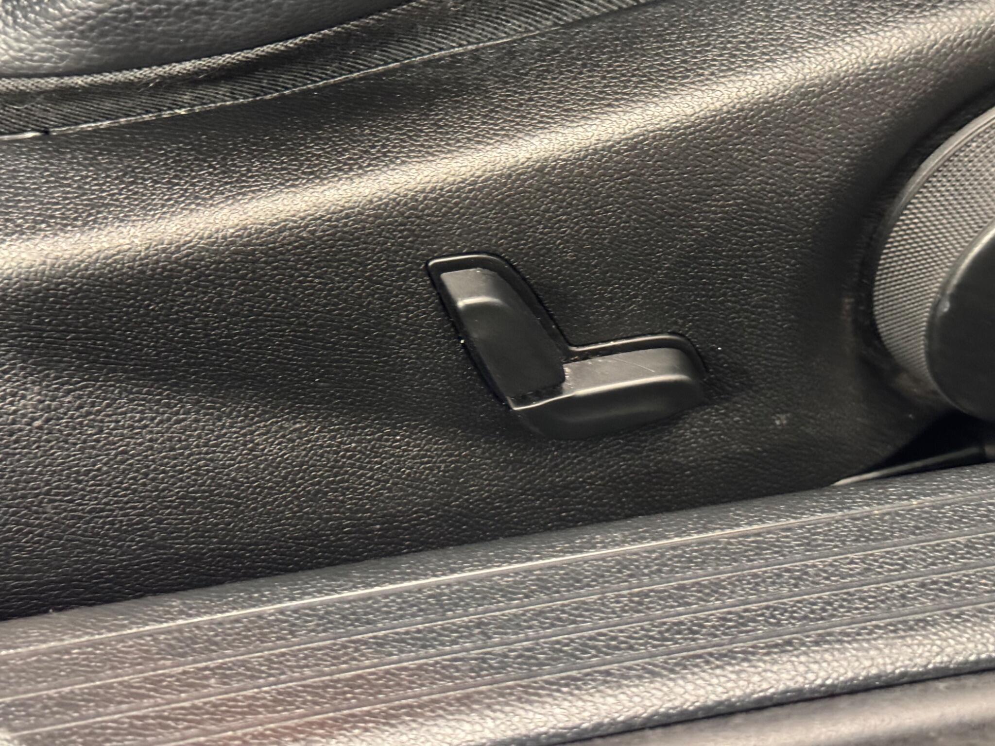 Mercedes C Class - Image 33