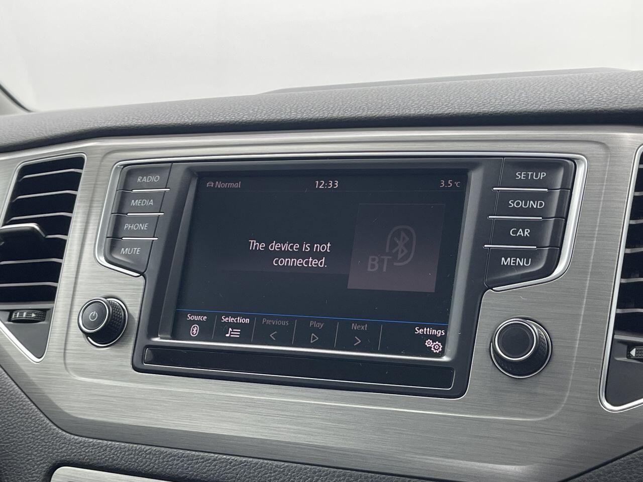 Volkswagen GOLF SV - Image 4