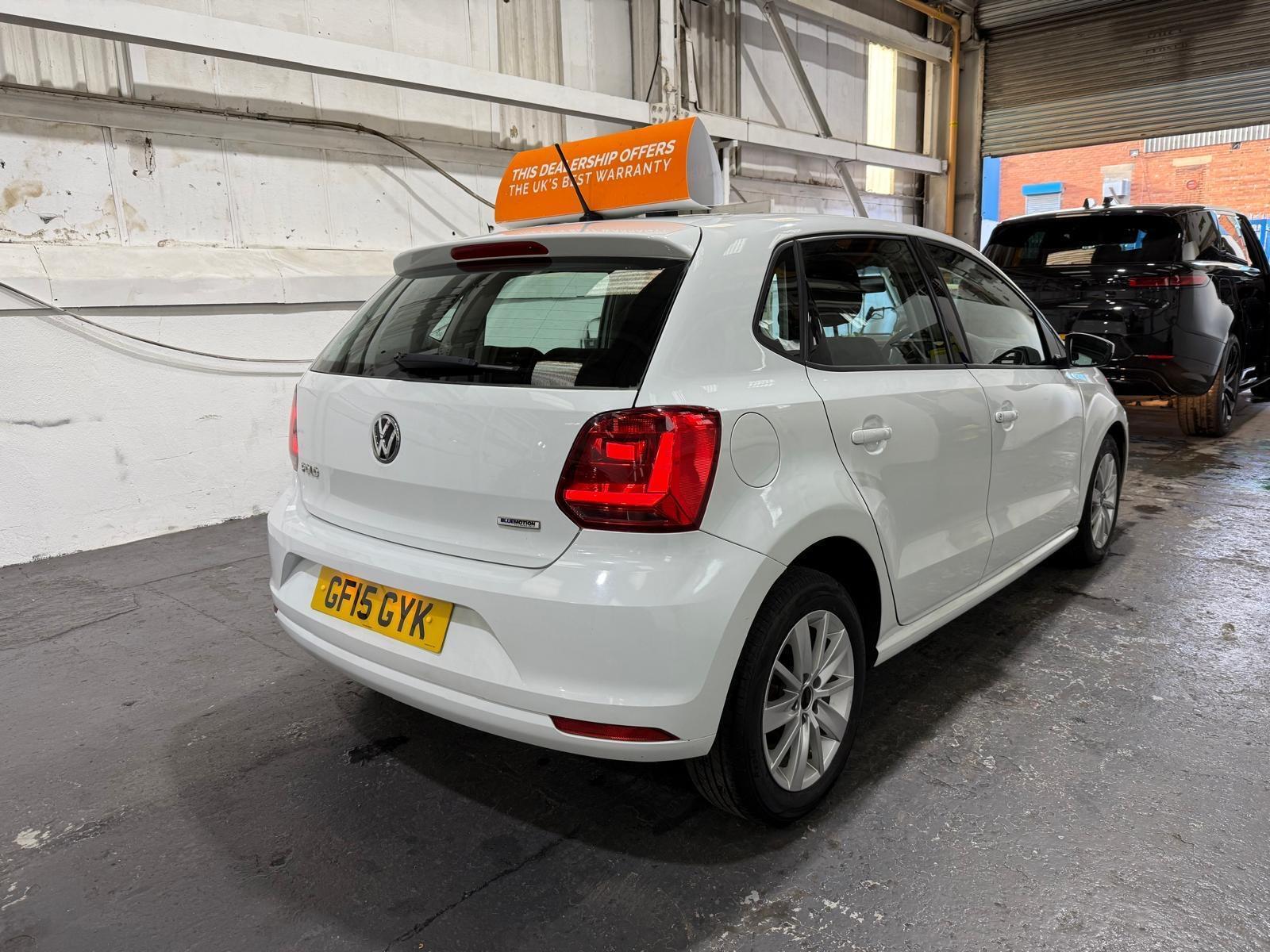 Volkswagen Polo - Image 8