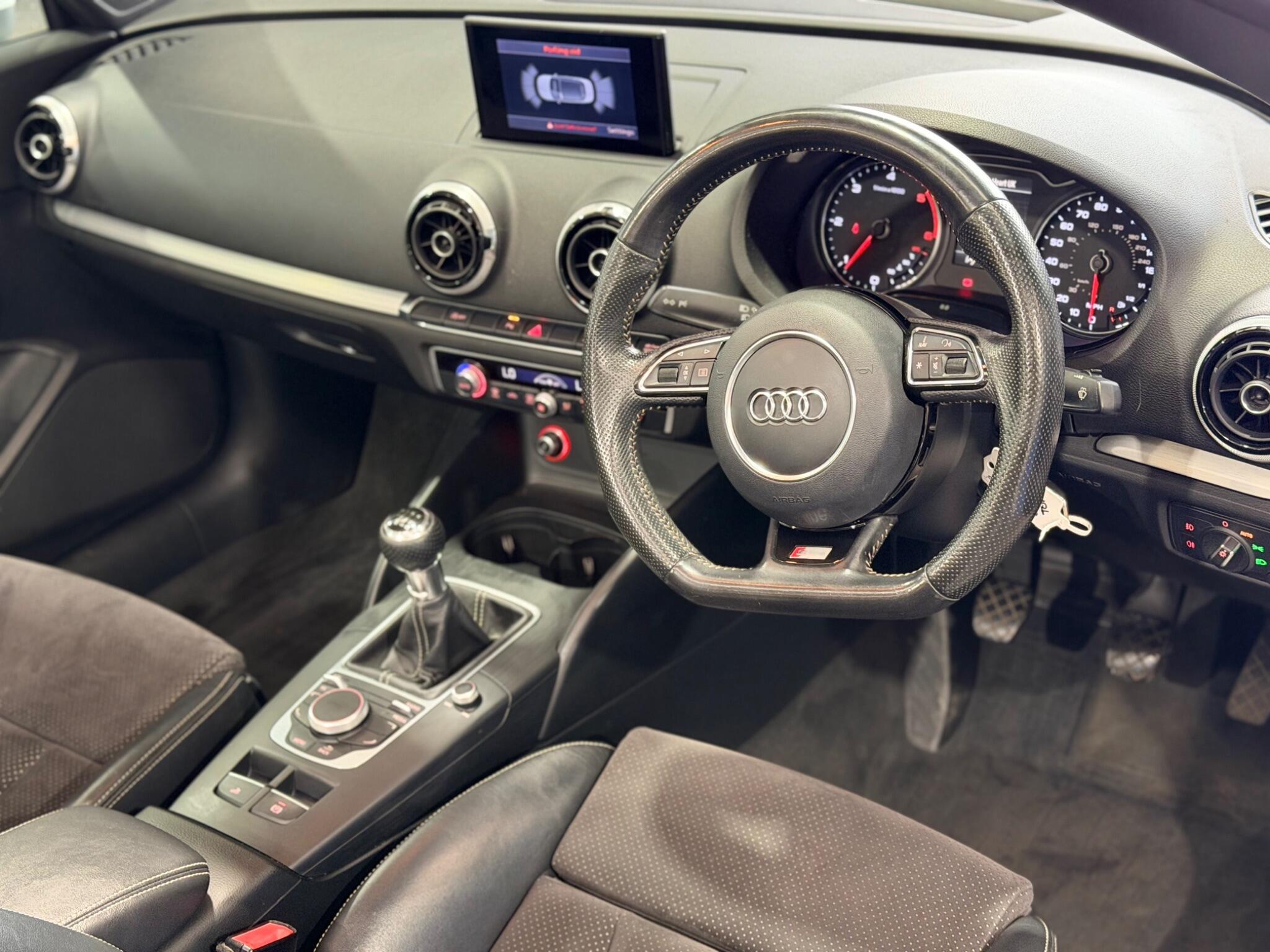 Audi A3 CABRIOLET - Image 13
