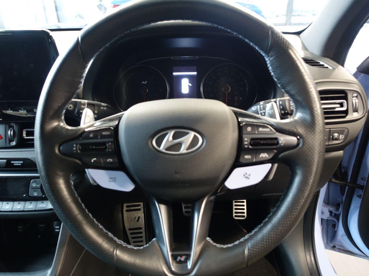 Hyundai i30 - Image 23