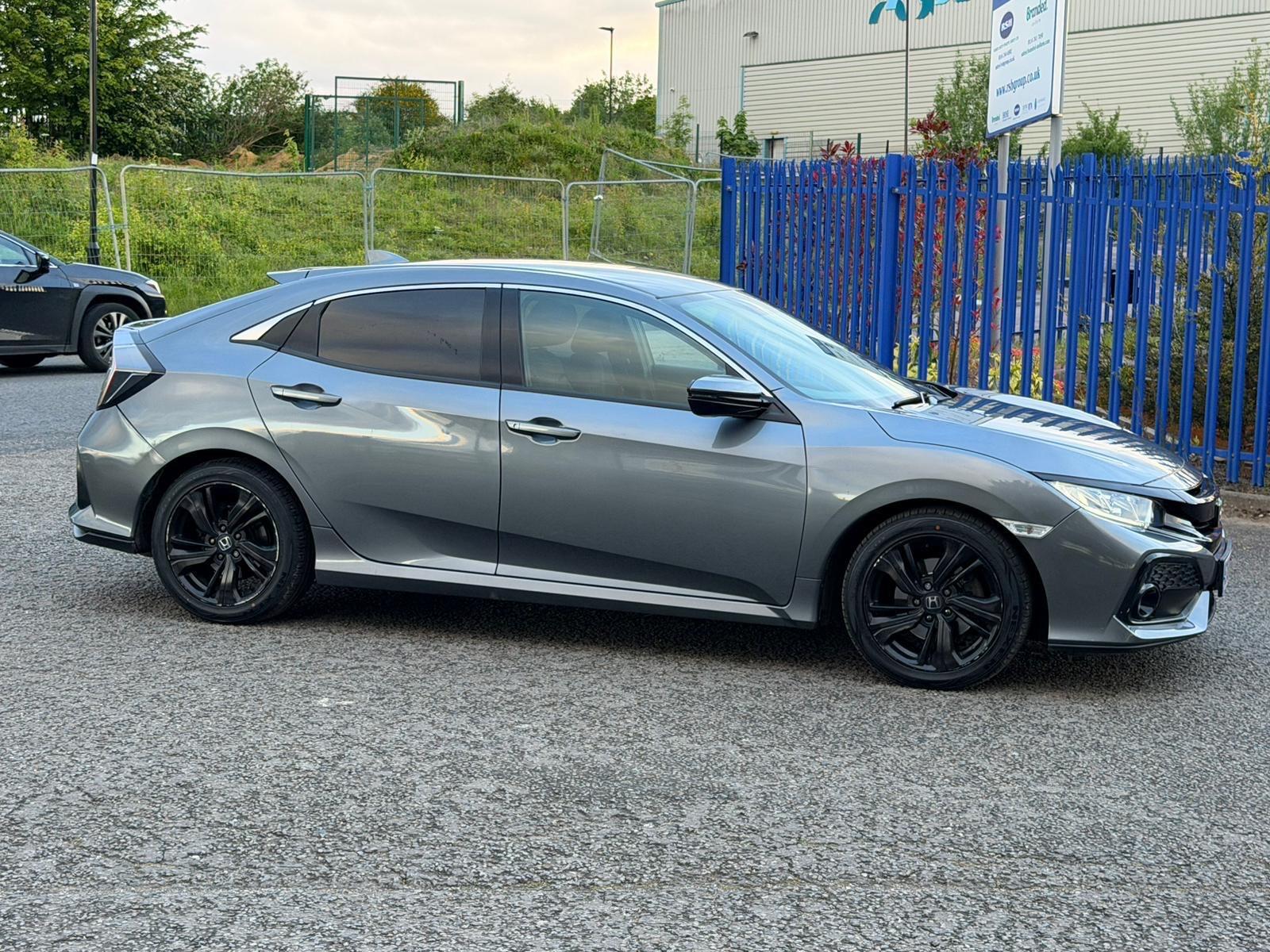 Honda Civic - Image 14