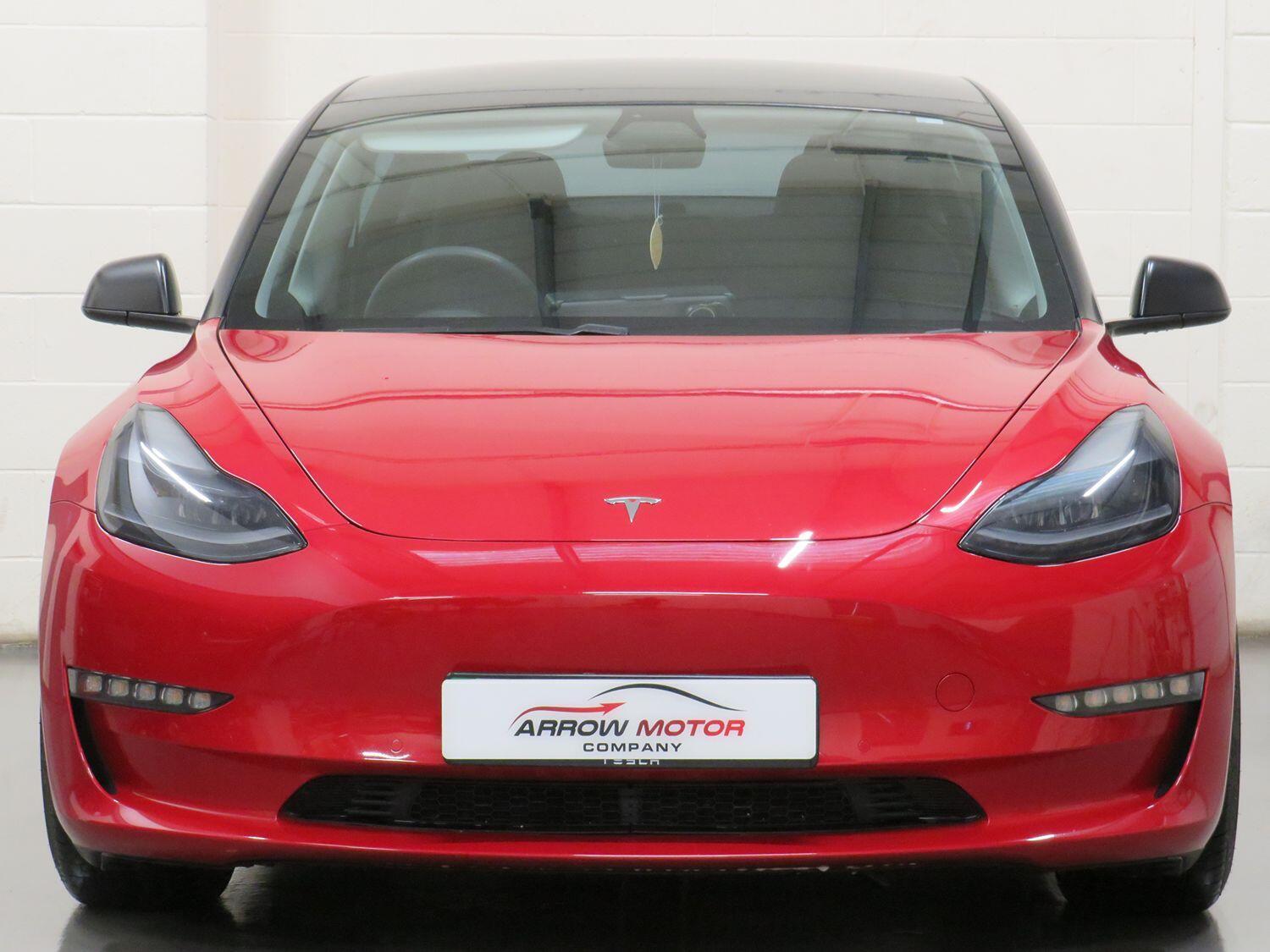 Tesla Model 3 - Image 8