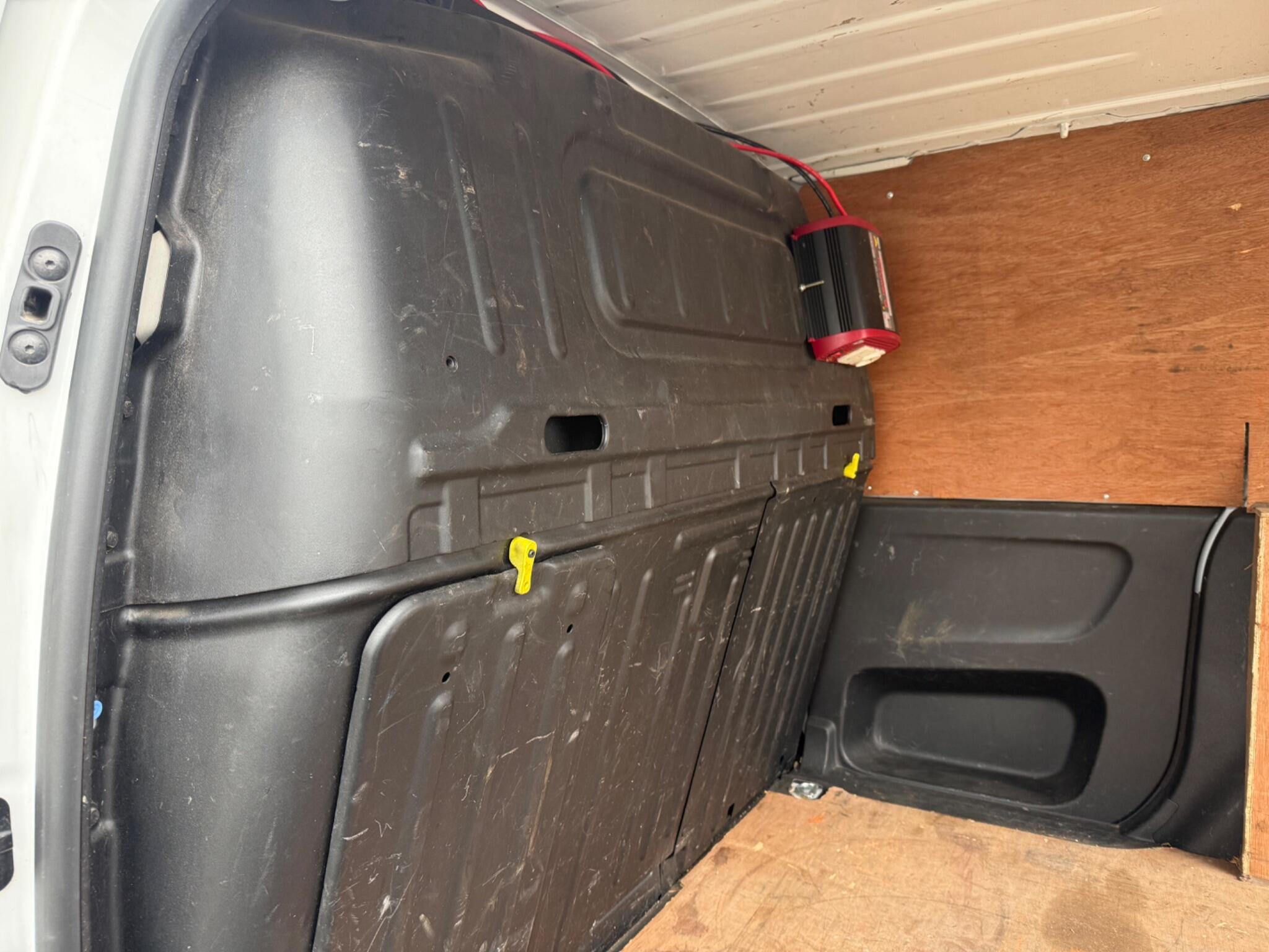 Citroen Berlingo - Image 21