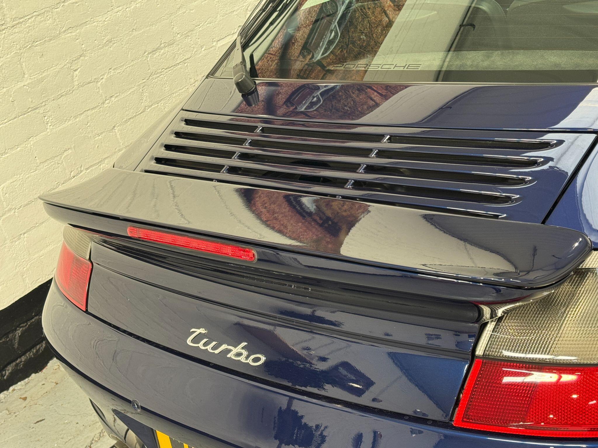 Porsche 911 - Image 62