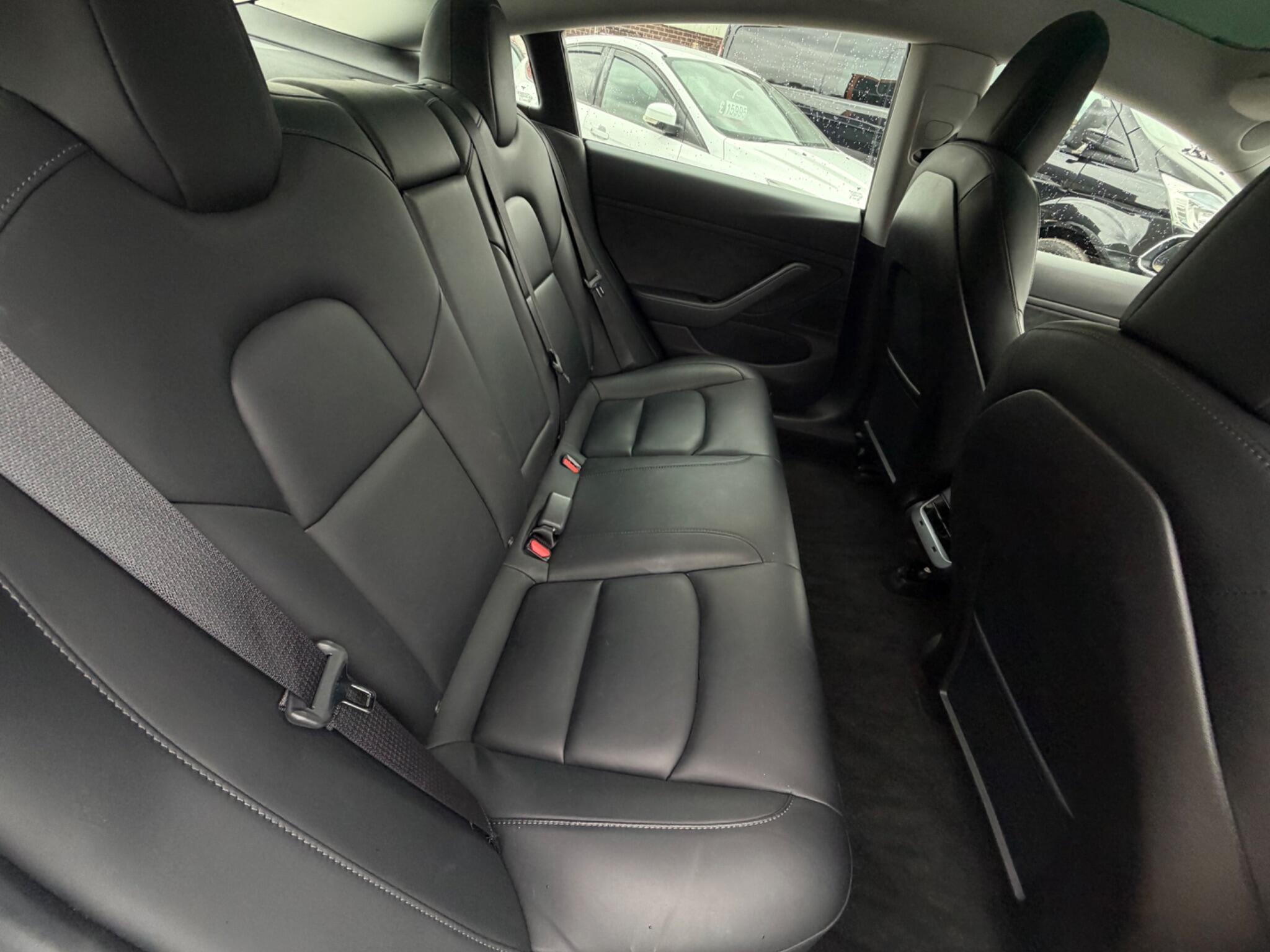 Tesla Model 3 - Image 15