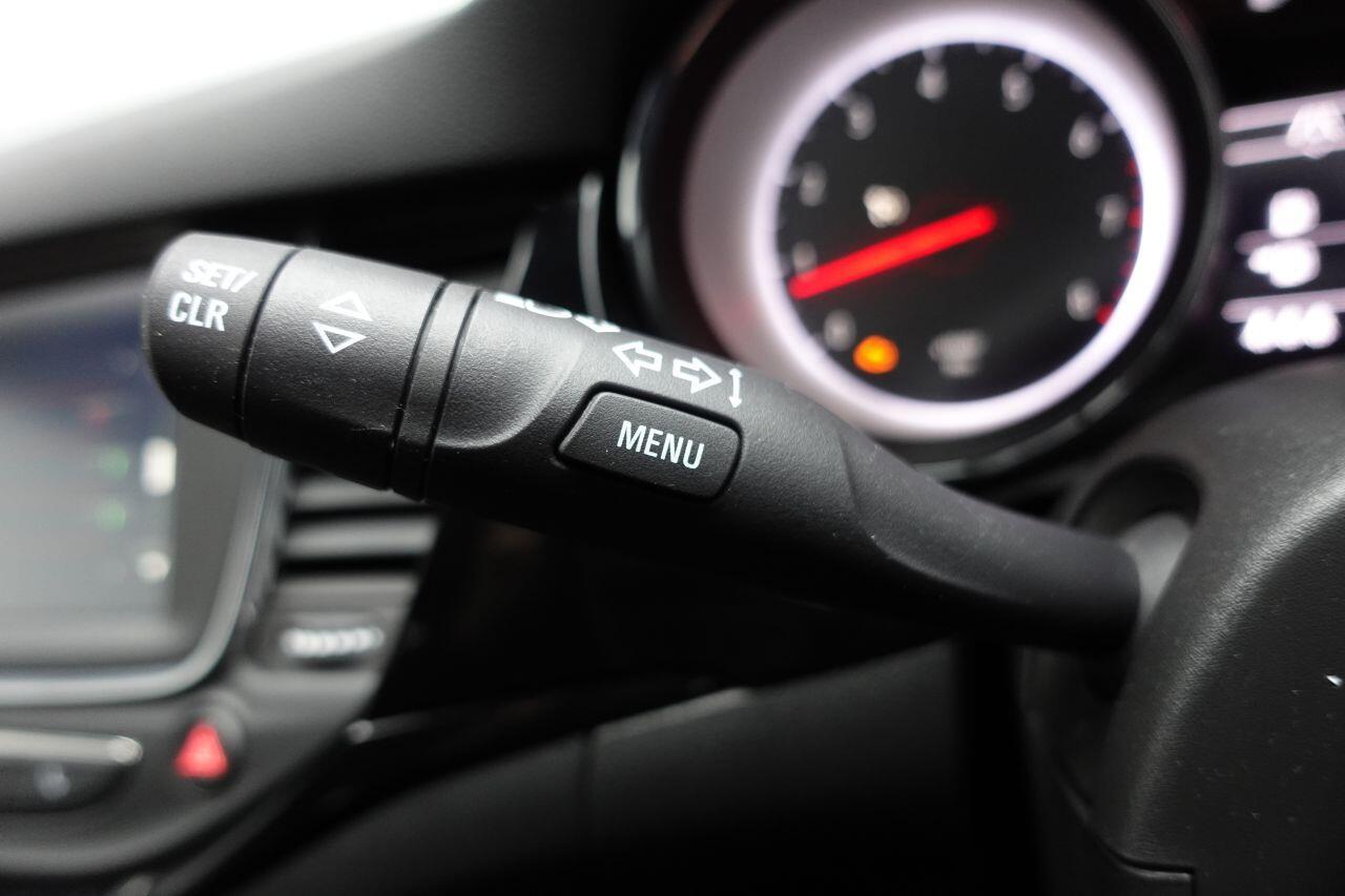 Vauxhall Astra - Image 29