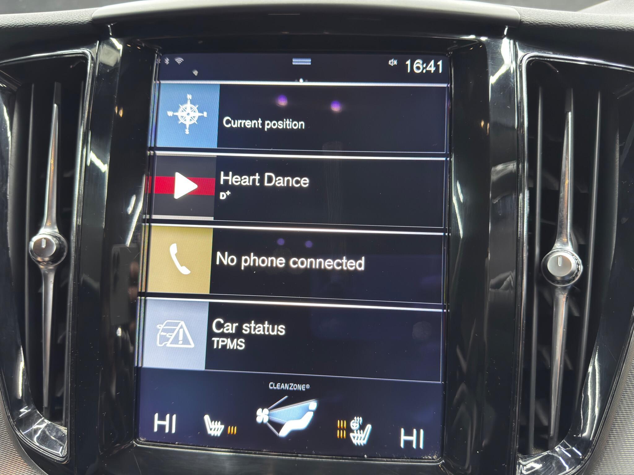 Volvo XC60 - Image 25