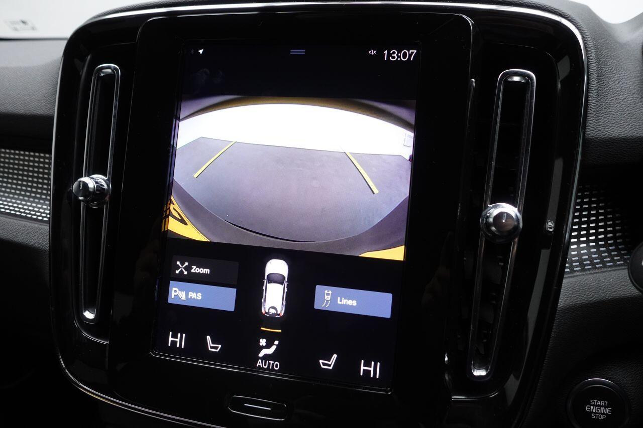 Volvo XC40 - Image 14