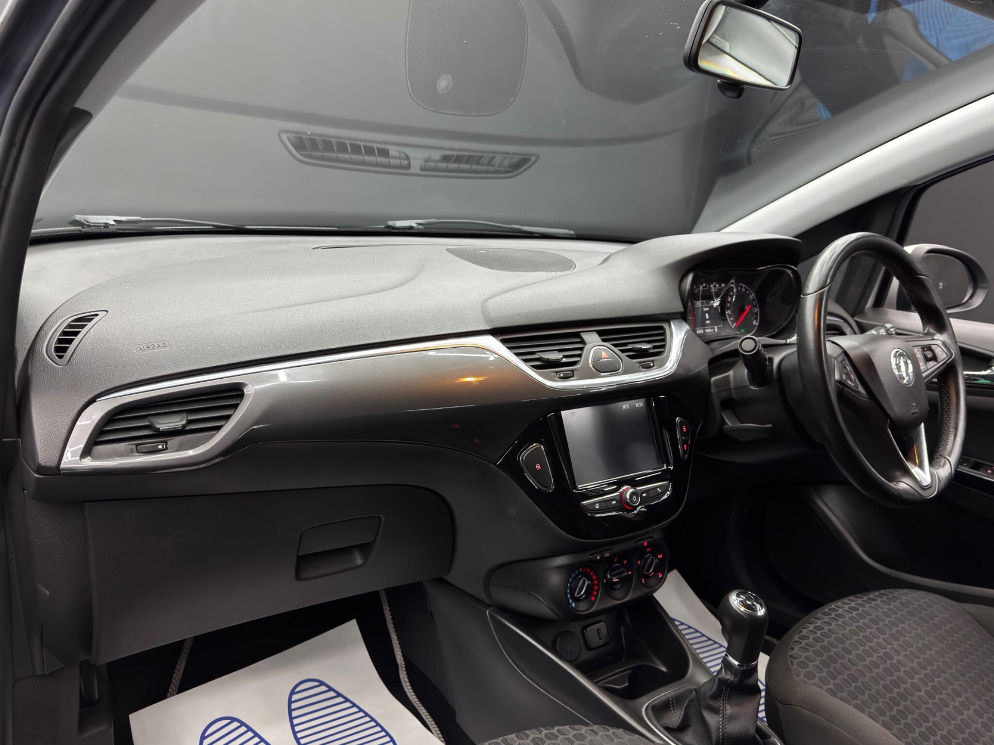Vauxhall Corsa - Image 11
