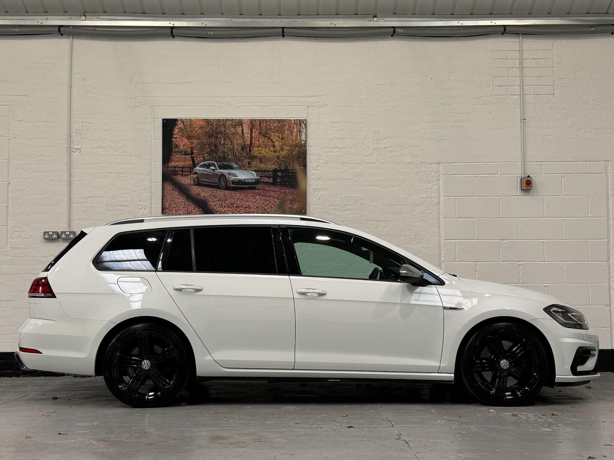 Volkswagen Golf - Image 8