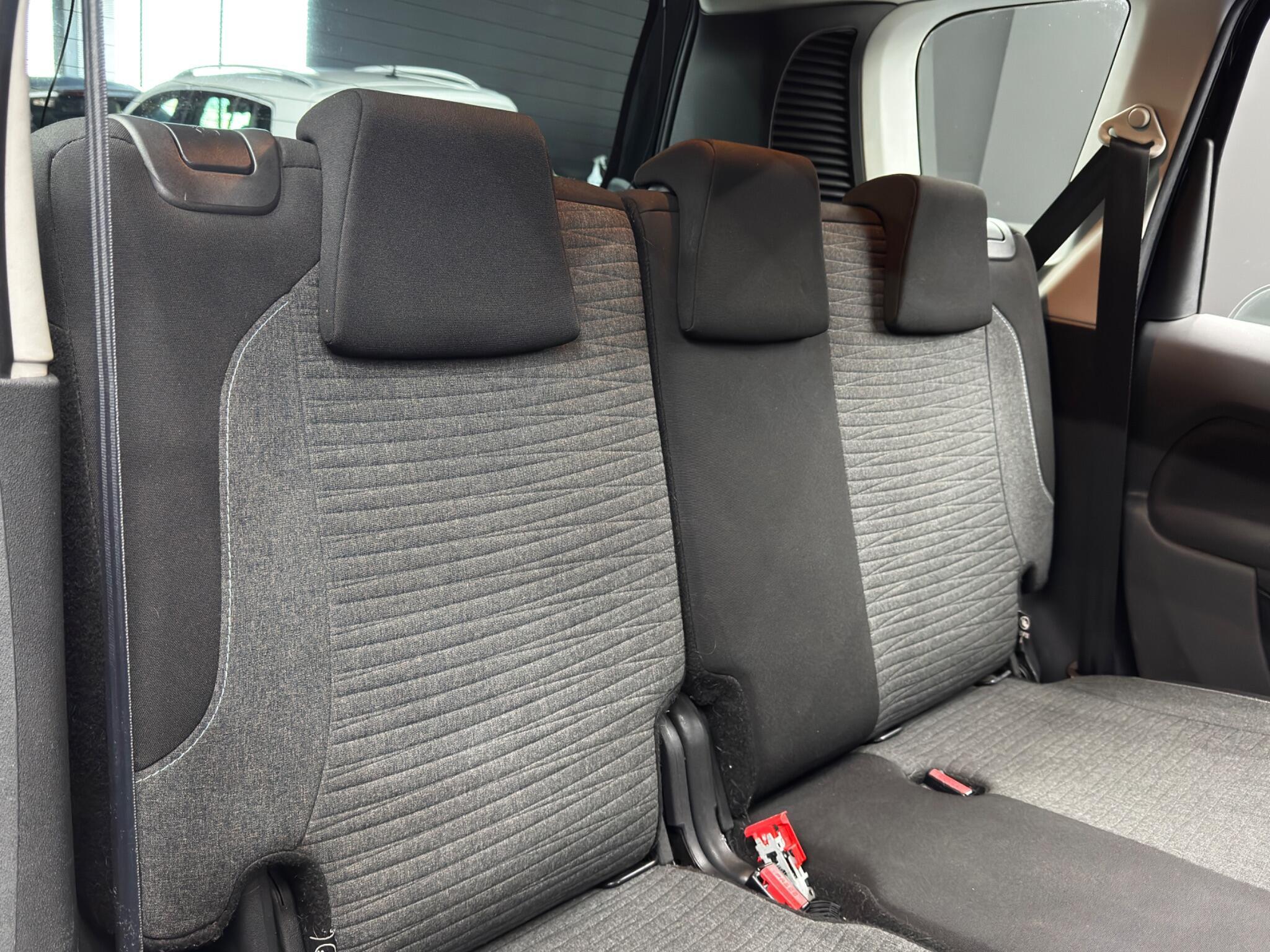 Citroen C3 Picasso - Image 15