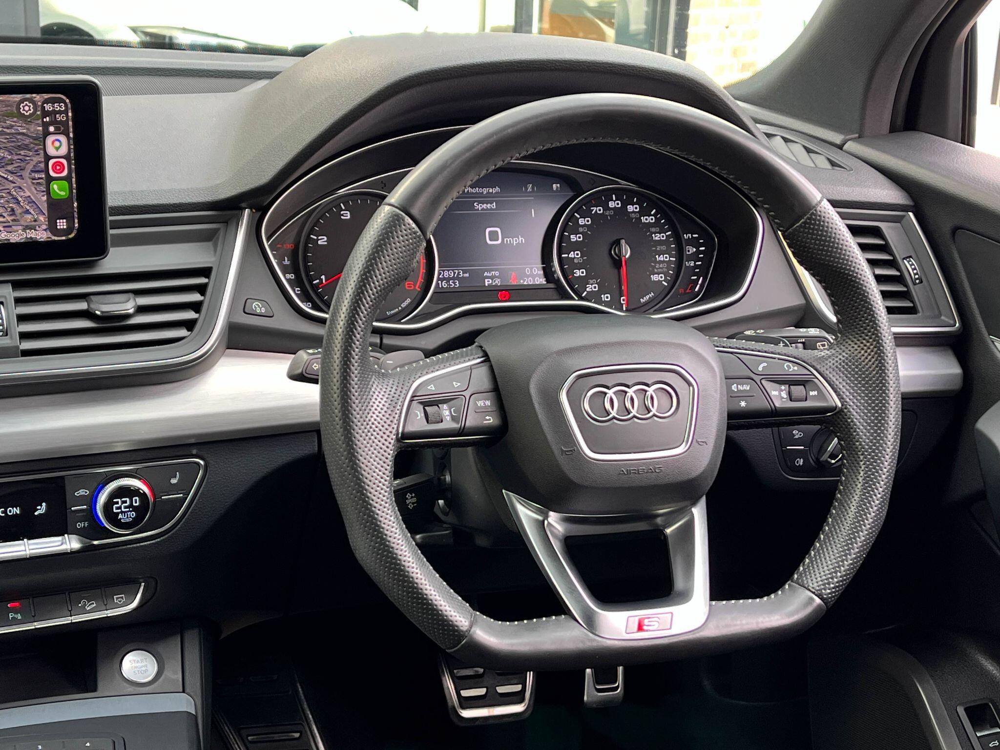 Audi Q5 - Image 10