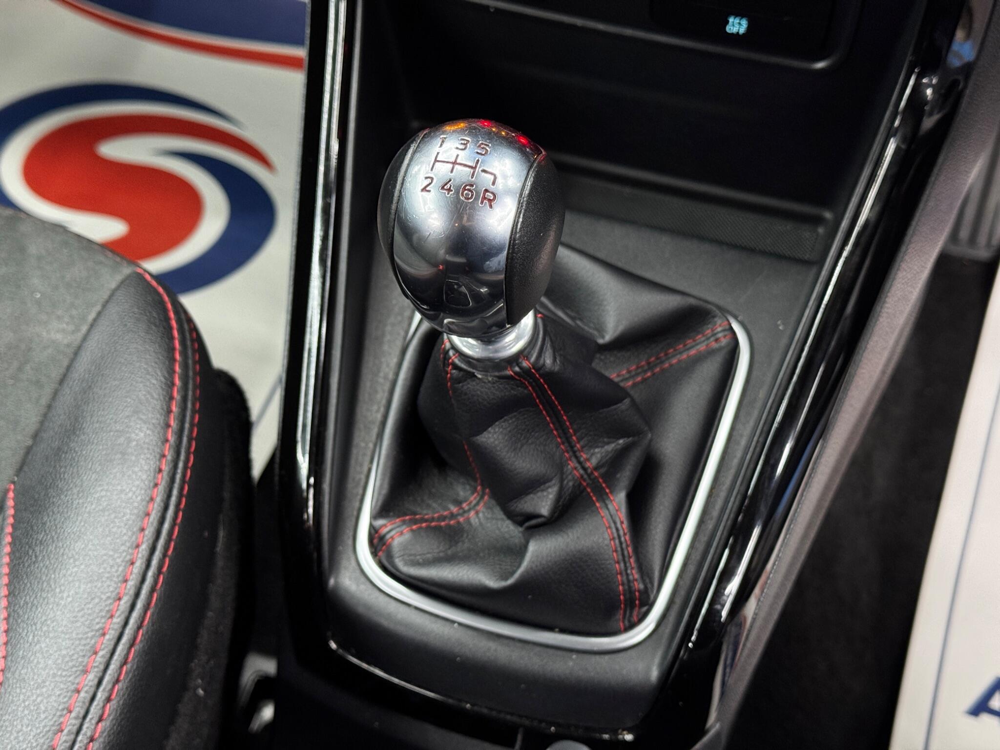 Ford Ecosport - Image 25