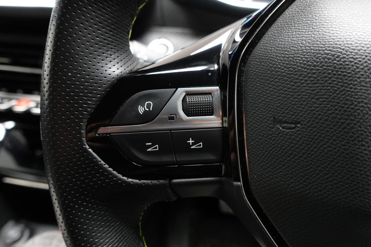 Peugeot E-2008 - Image 41