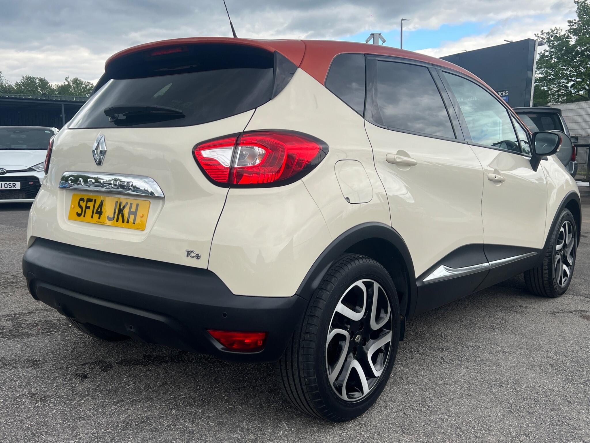 Renault Captur - Image 8