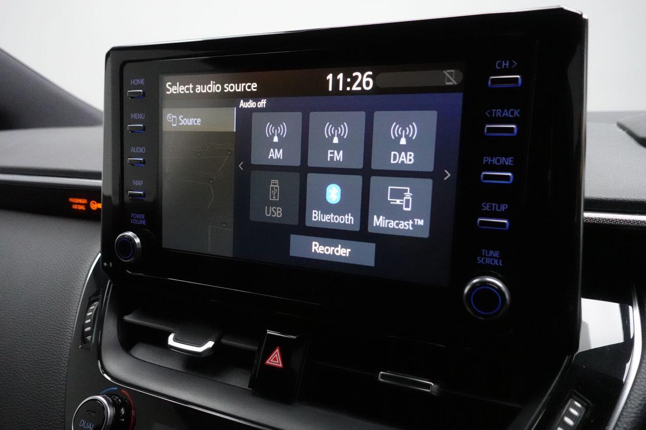 Toyota Corolla - Image 24