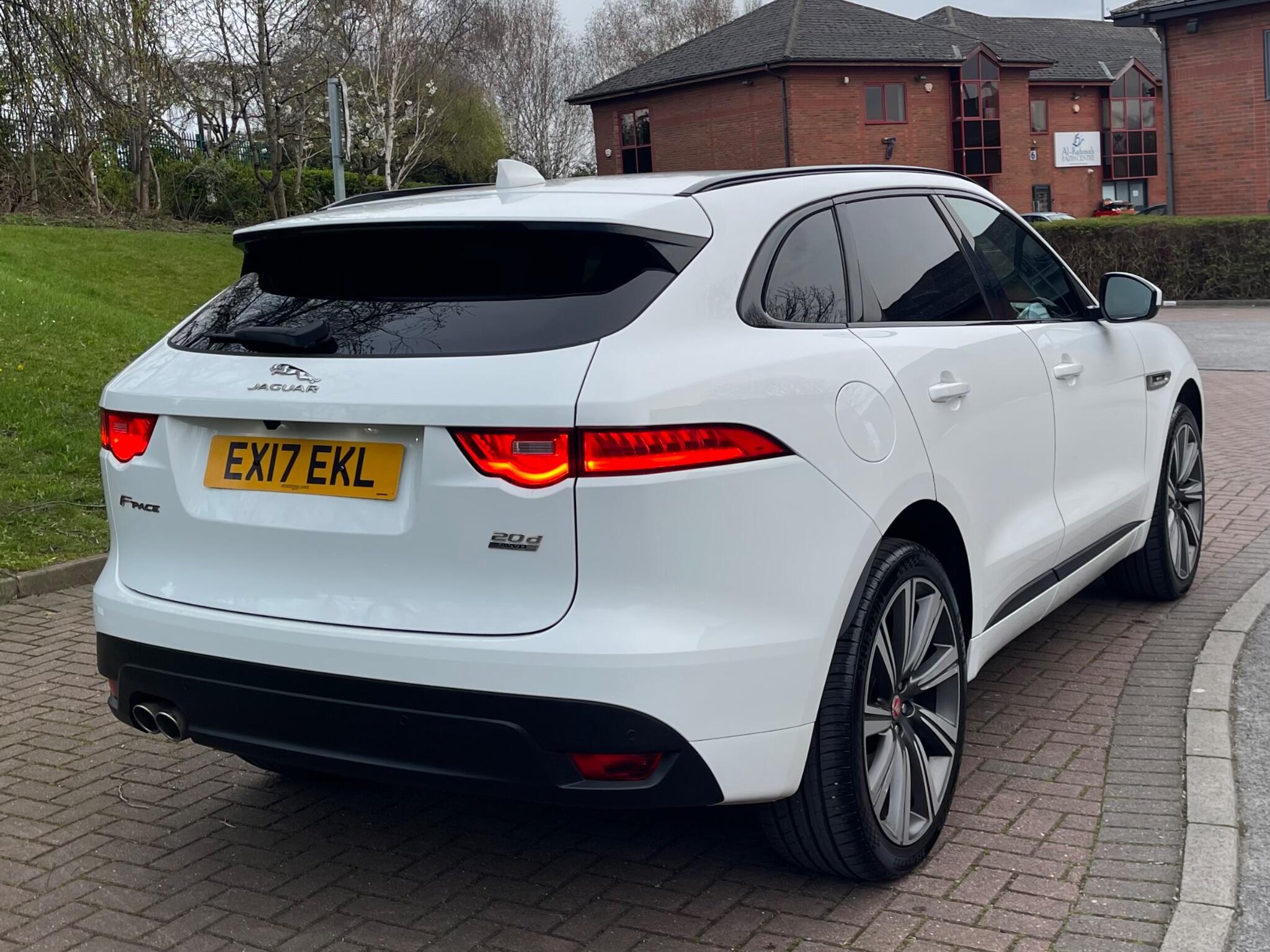 Jaguar F-Pace - Image 16