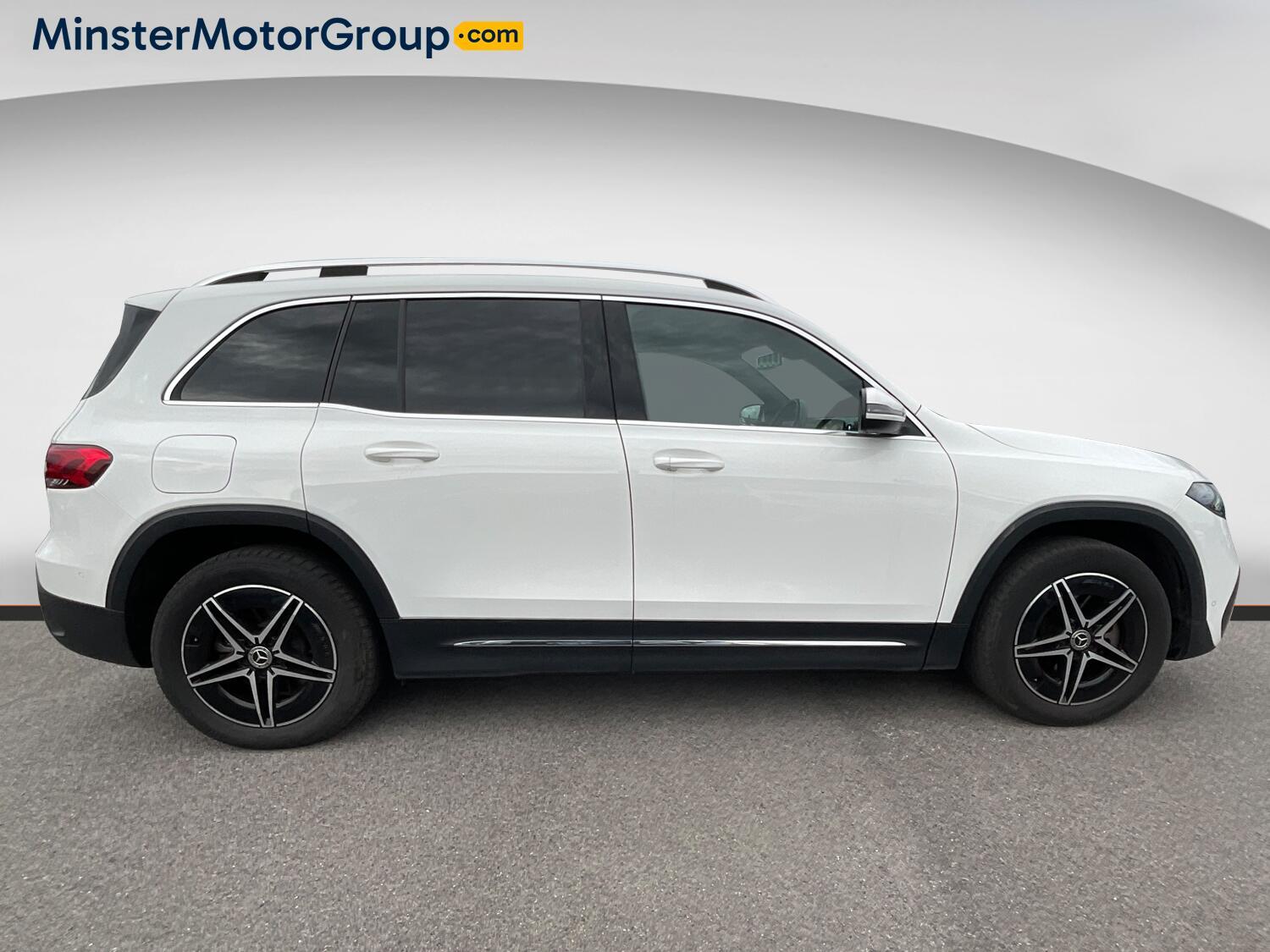 Mercedes Eqb - Image 2