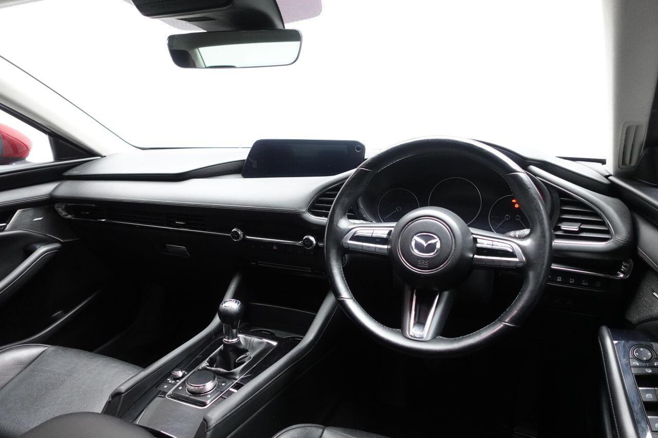 Mazda MAZDA3 - Image 10