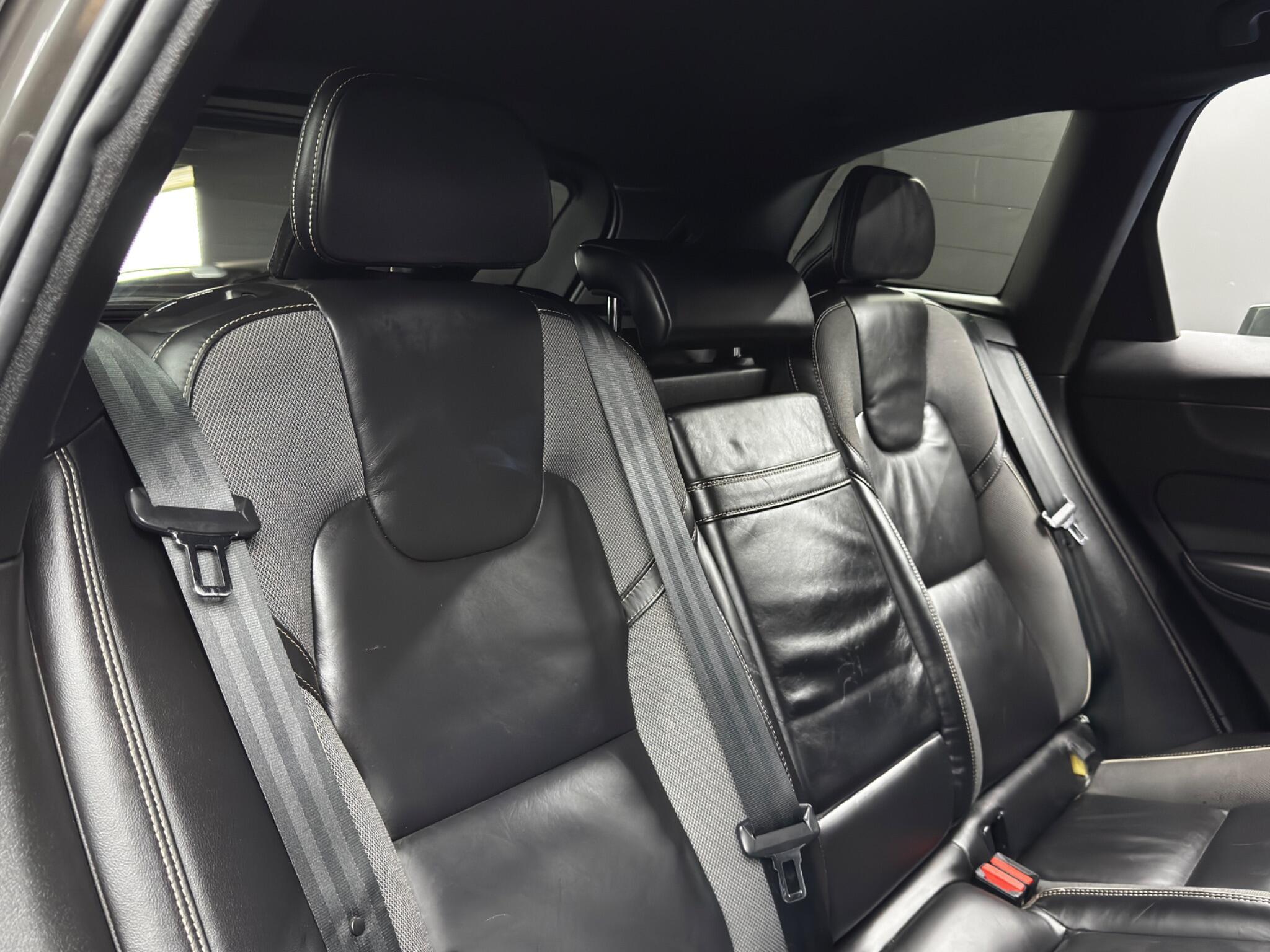 Volvo XC60 - Image 15