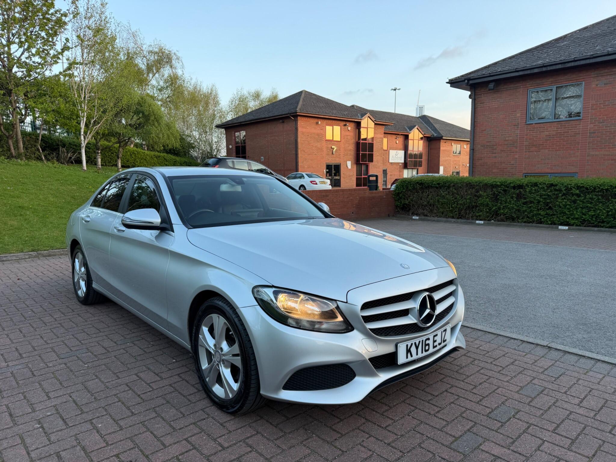 Mercedes C Class - Image 17