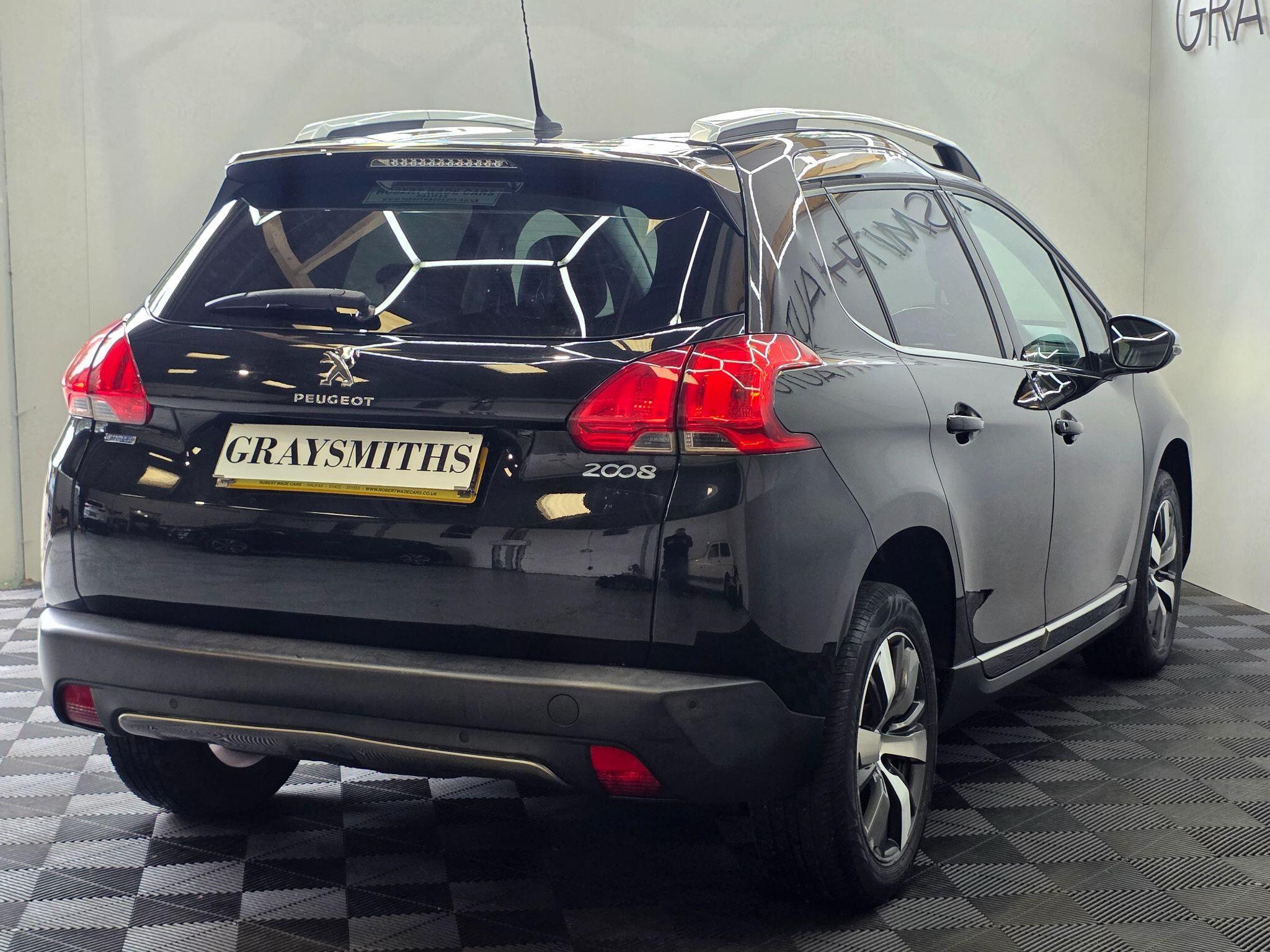 Peugeot 2008 - Image 8