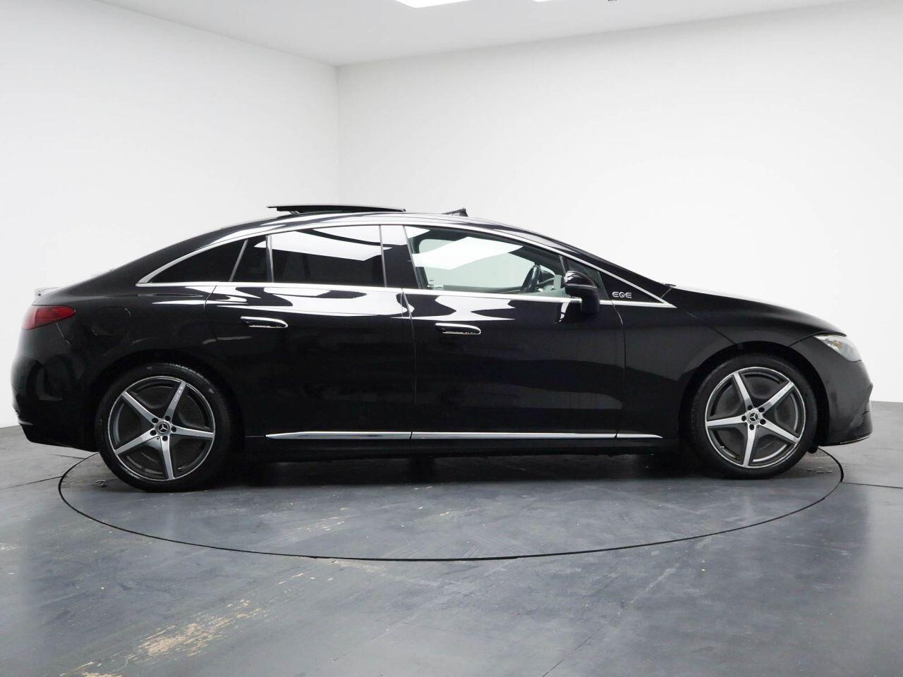 Mercedes-benz EQE - Image 14