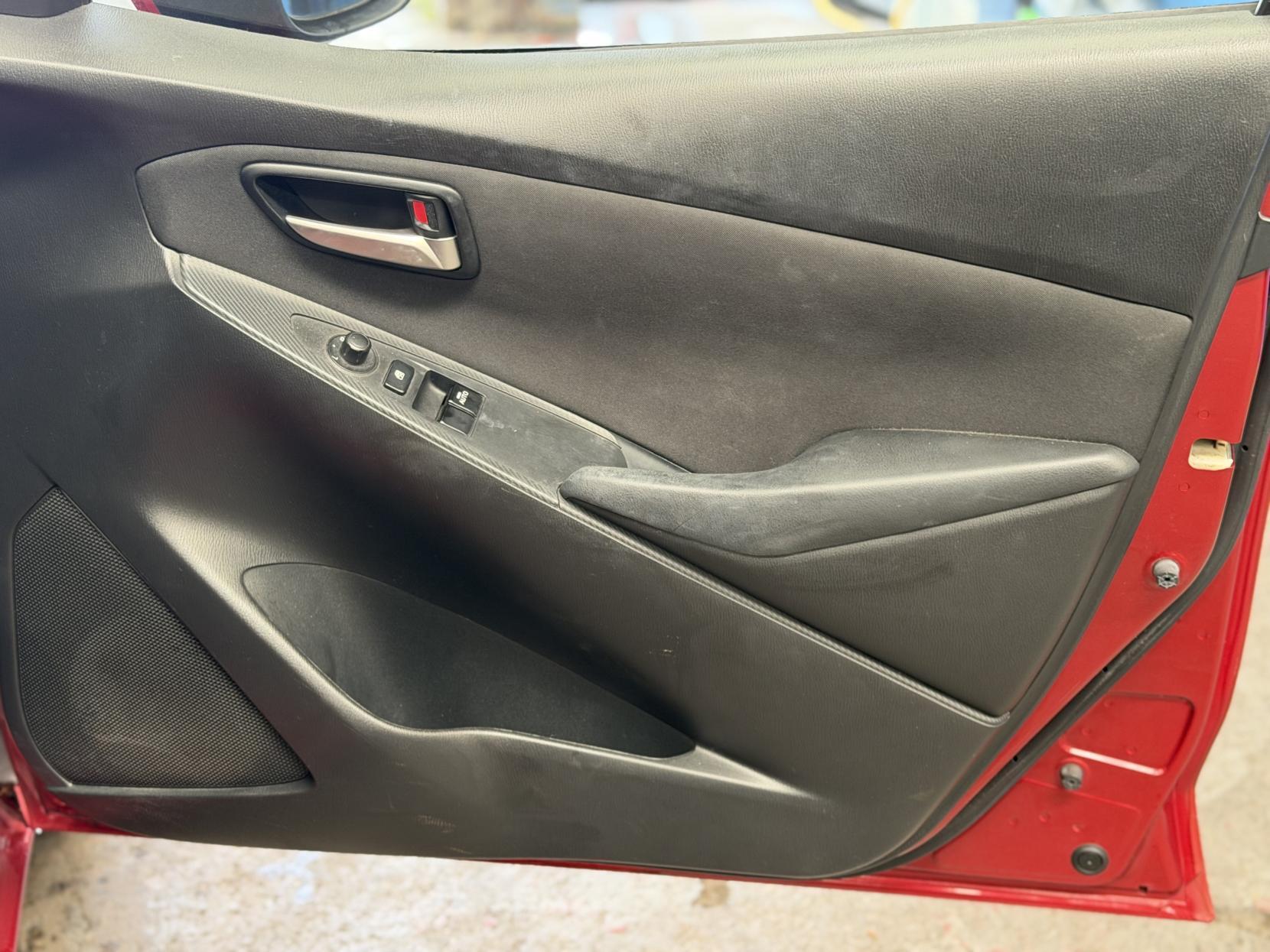 Mazda MAZDA2 - Image 19